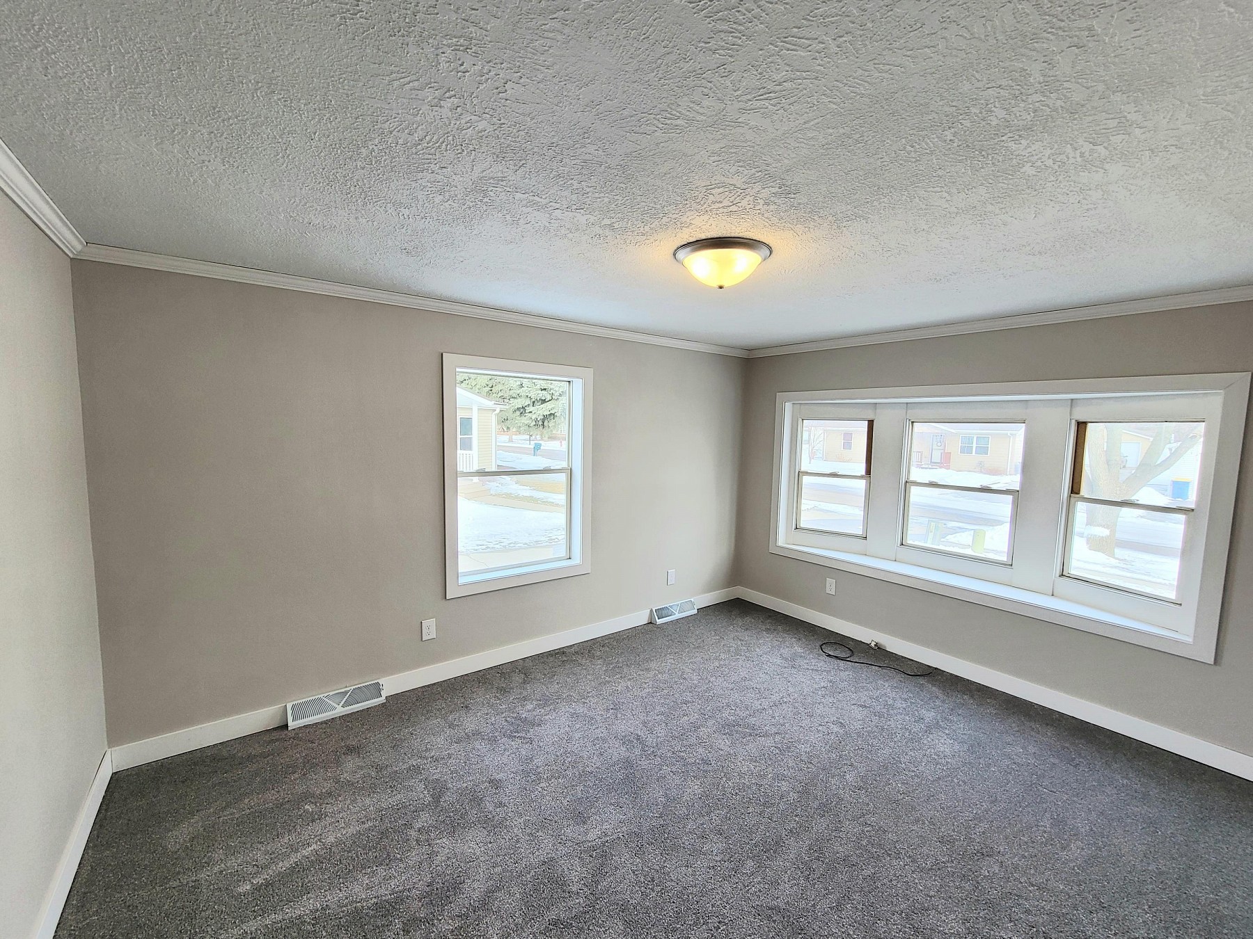 612 6th Avenue S, Brookings, SD 57006