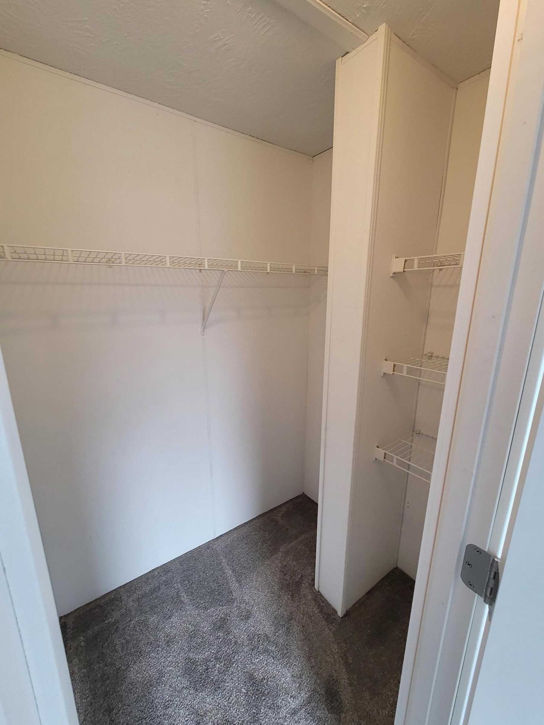 612 6th Avenue S, Brookings, SD 57006