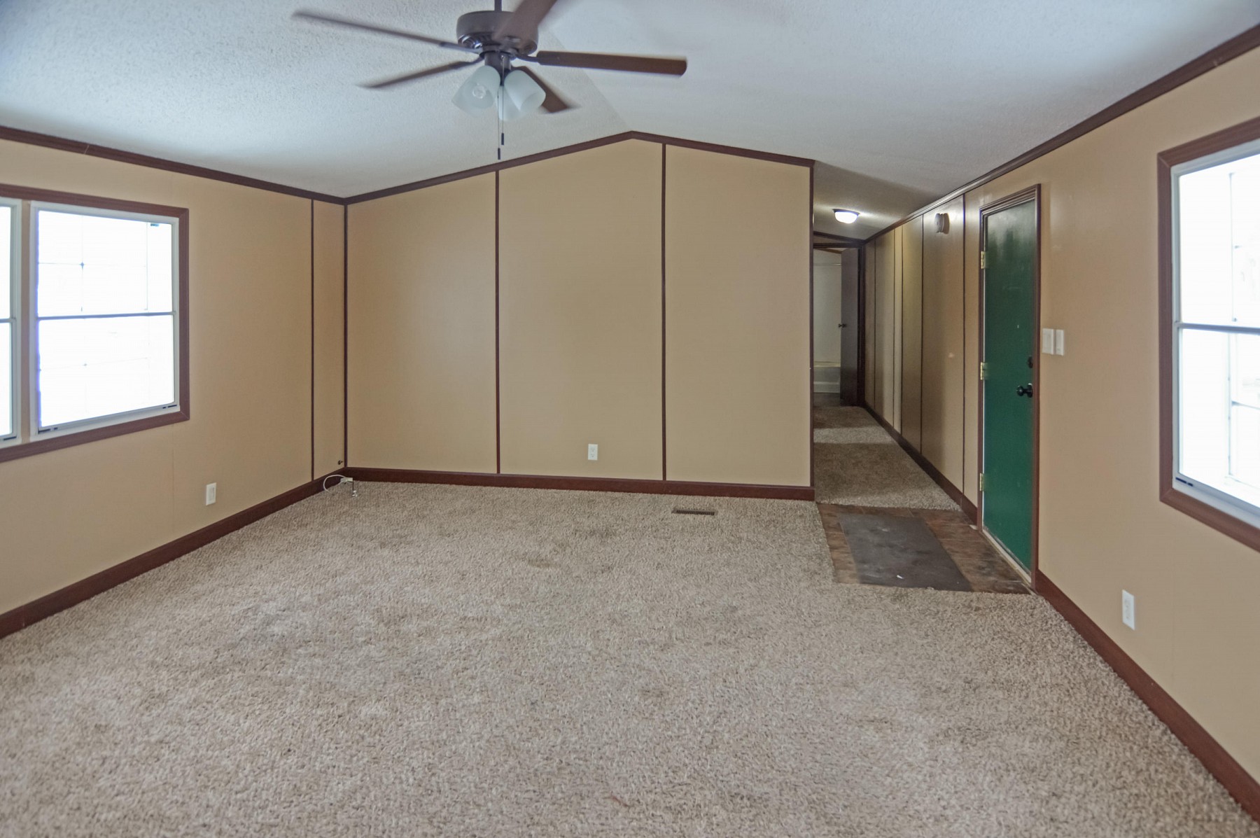 408 3rd Avenue S, Brookings, SD 57006