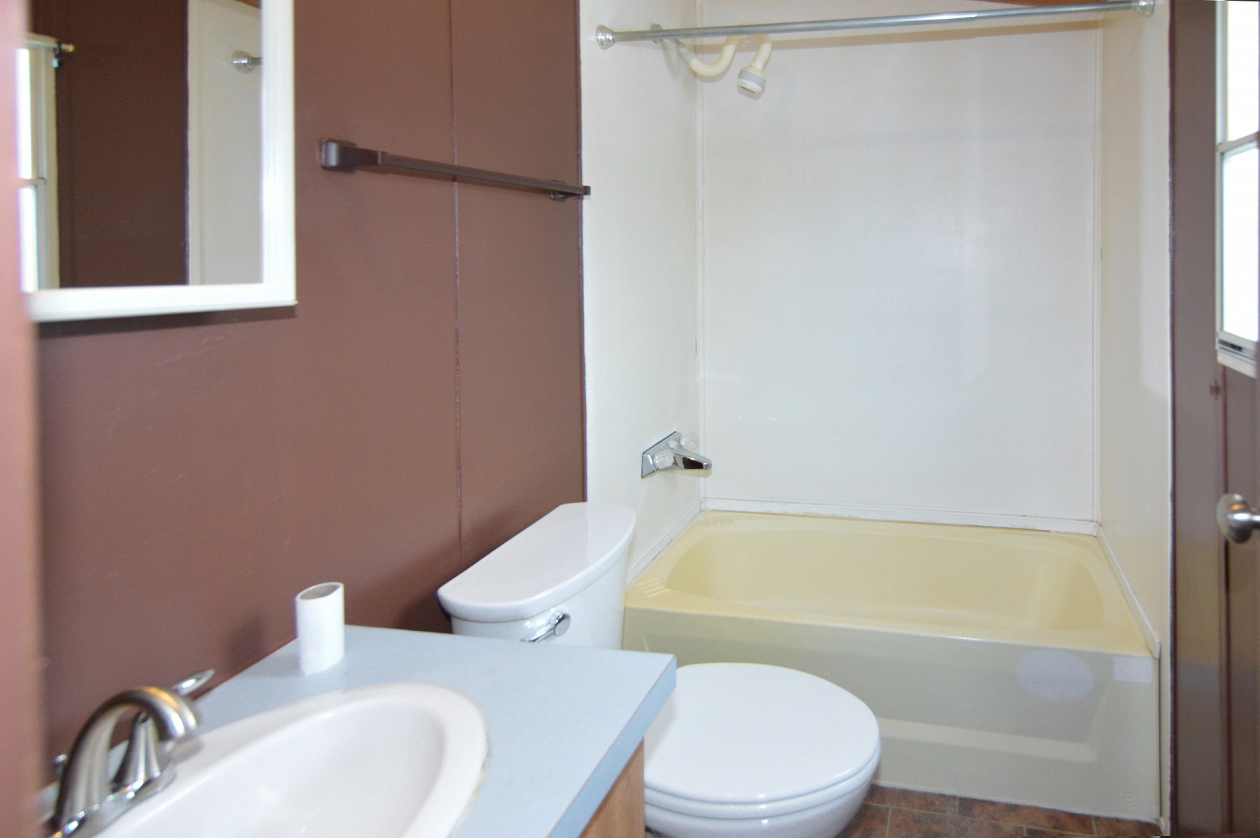 408 3rd Avenue S, Brookings, SD 57006