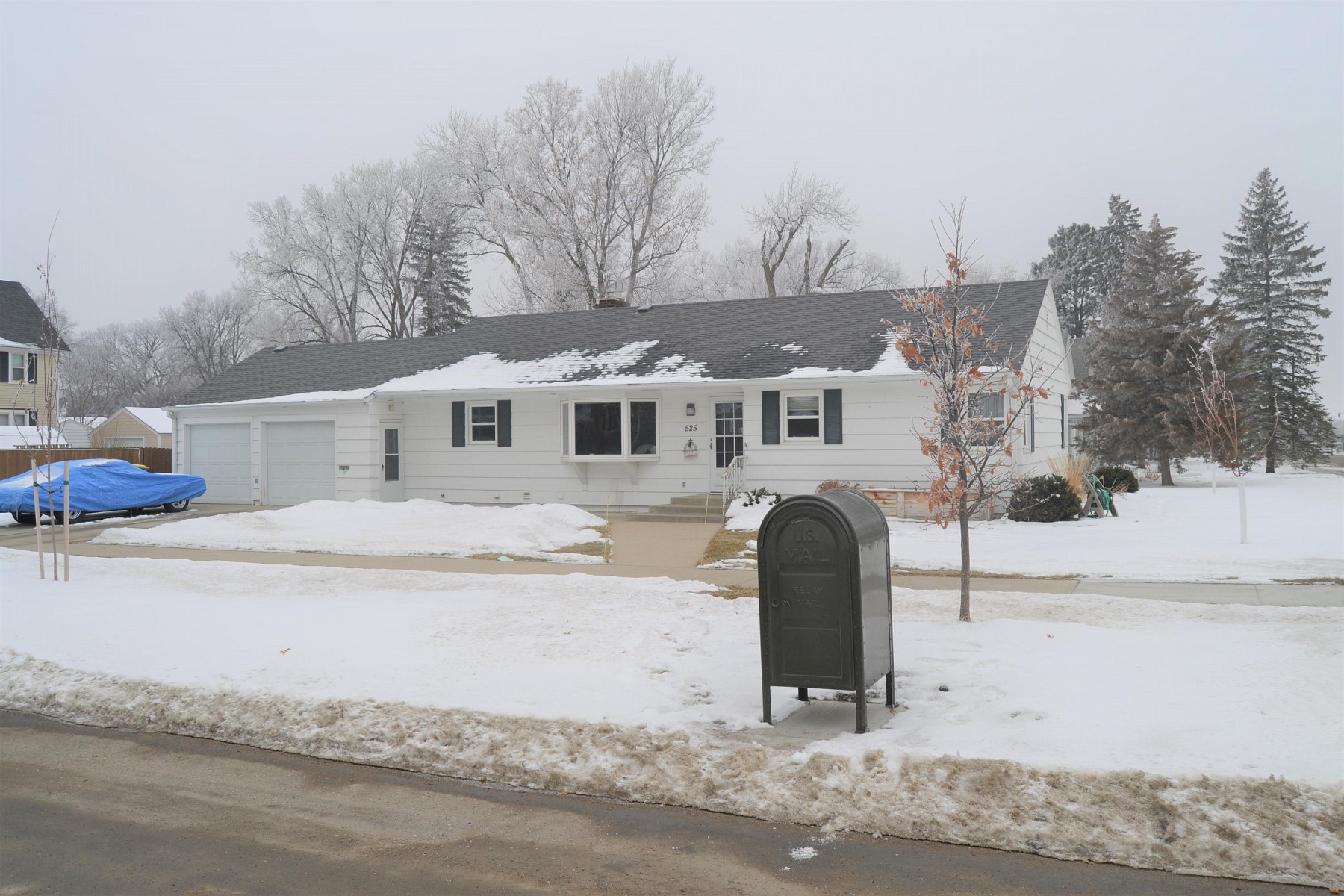 525 9th Avenue, Brookings, SD 57006