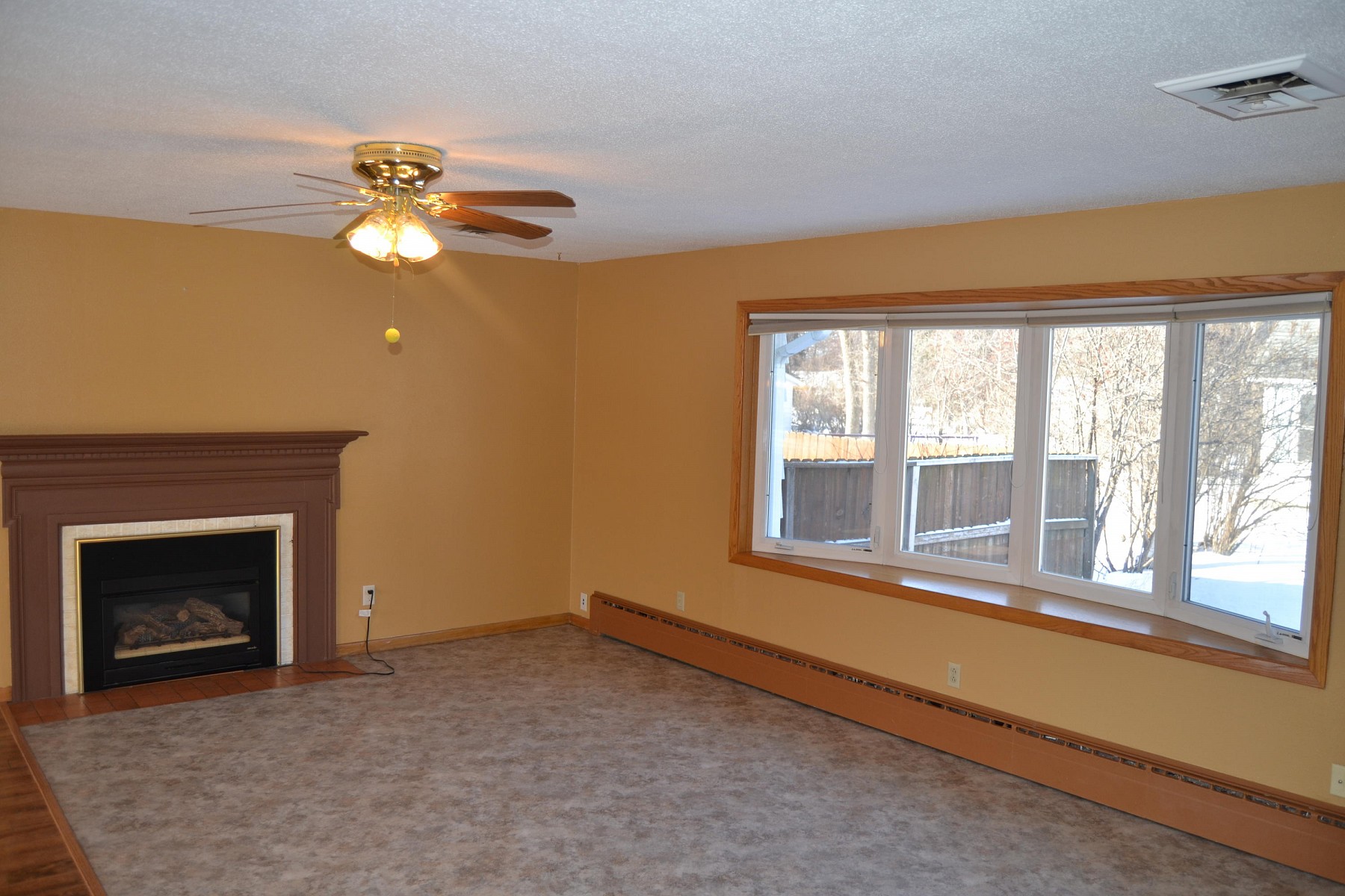 525 9th Avenue, Brookings, SD 57006