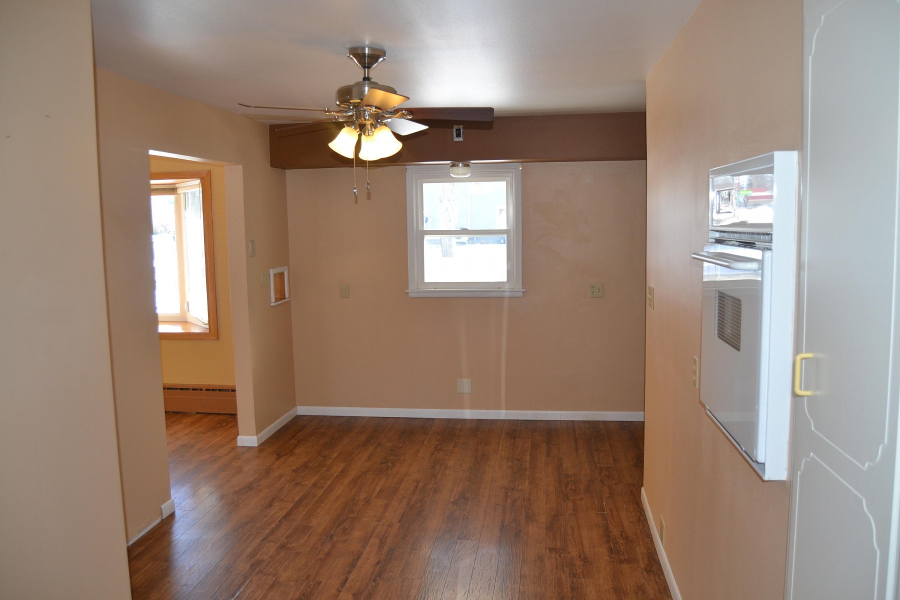 525 9th Avenue, Brookings, SD 57006