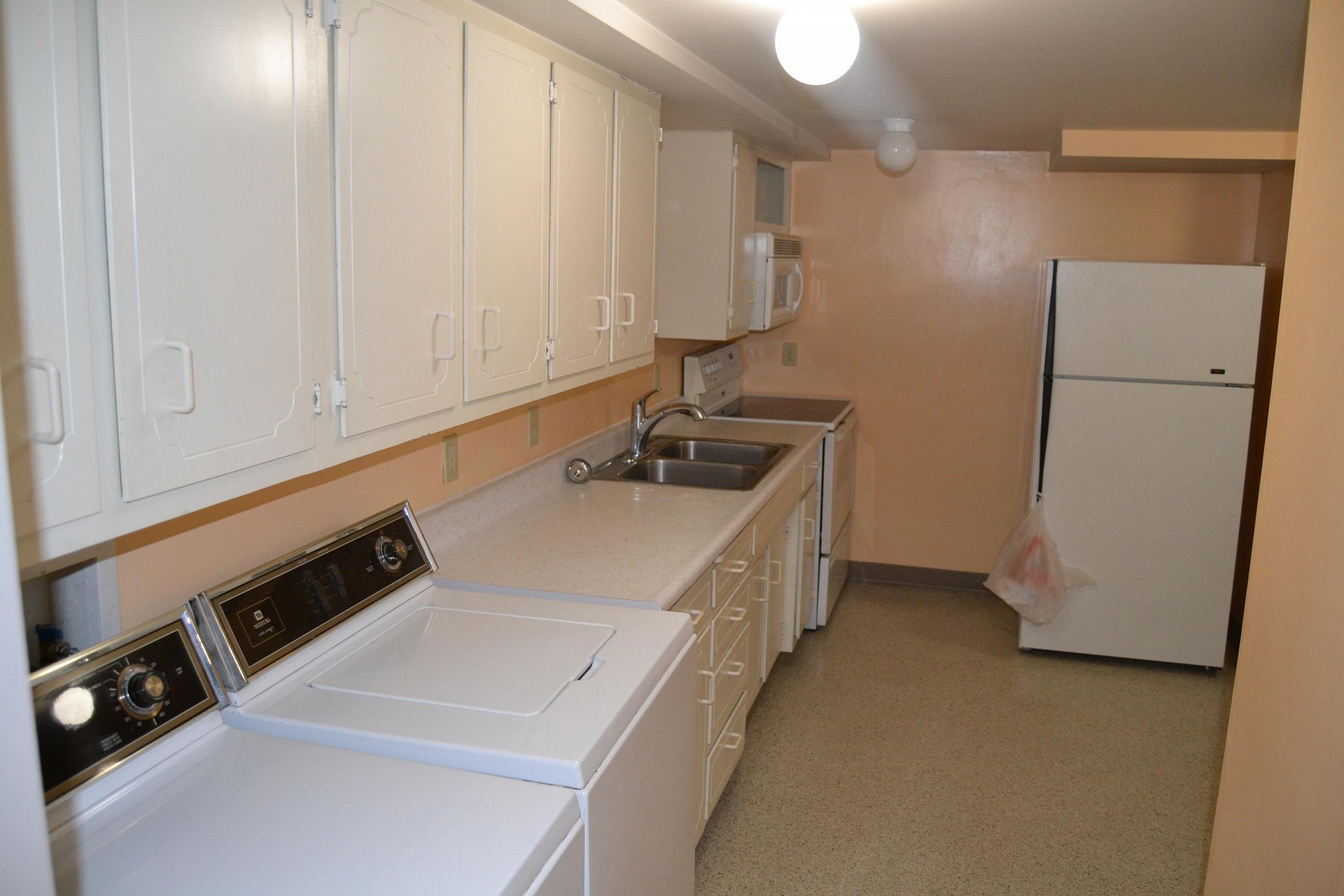 525 9th Avenue, Brookings, SD 57006