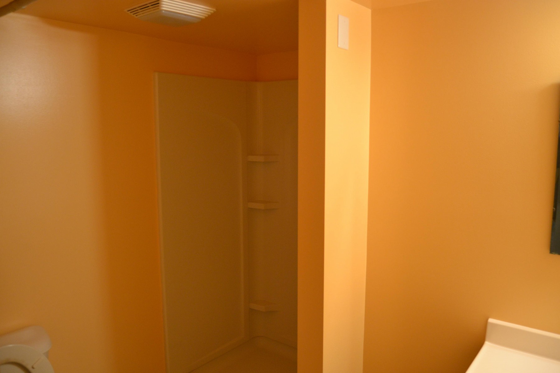 525 9th Avenue, Brookings, SD 57006