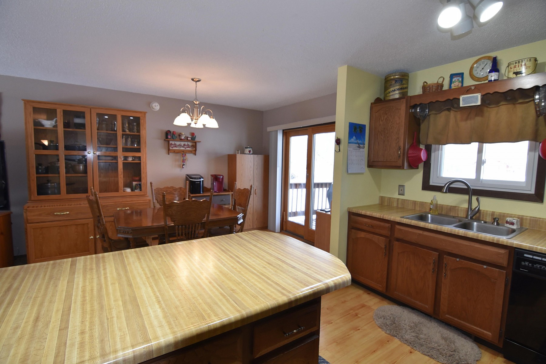 1937 Orchard Drive, Brookings, SD 57006