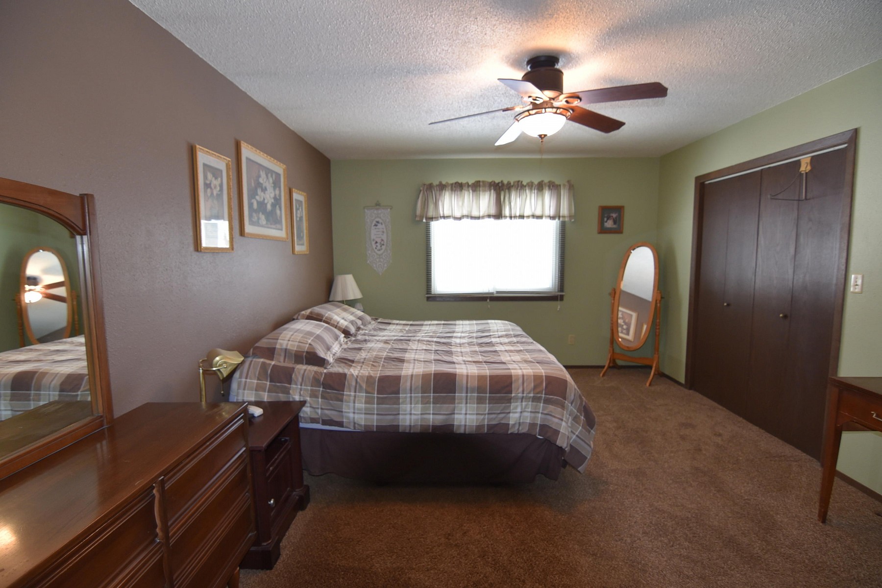 1937 Orchard Drive, Brookings, SD 57006