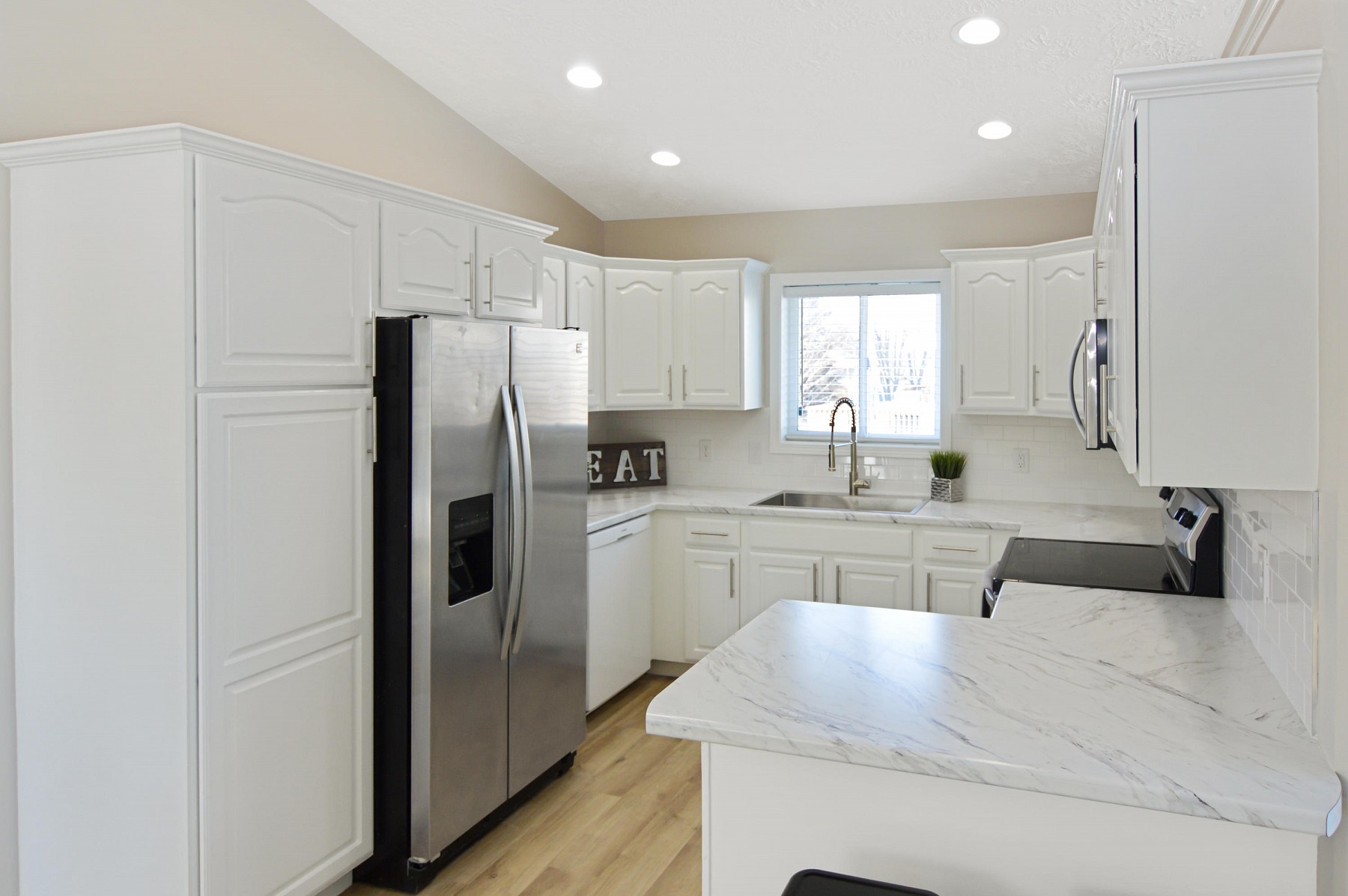 1034 Yorktown Drive, Brookings, SD 57006