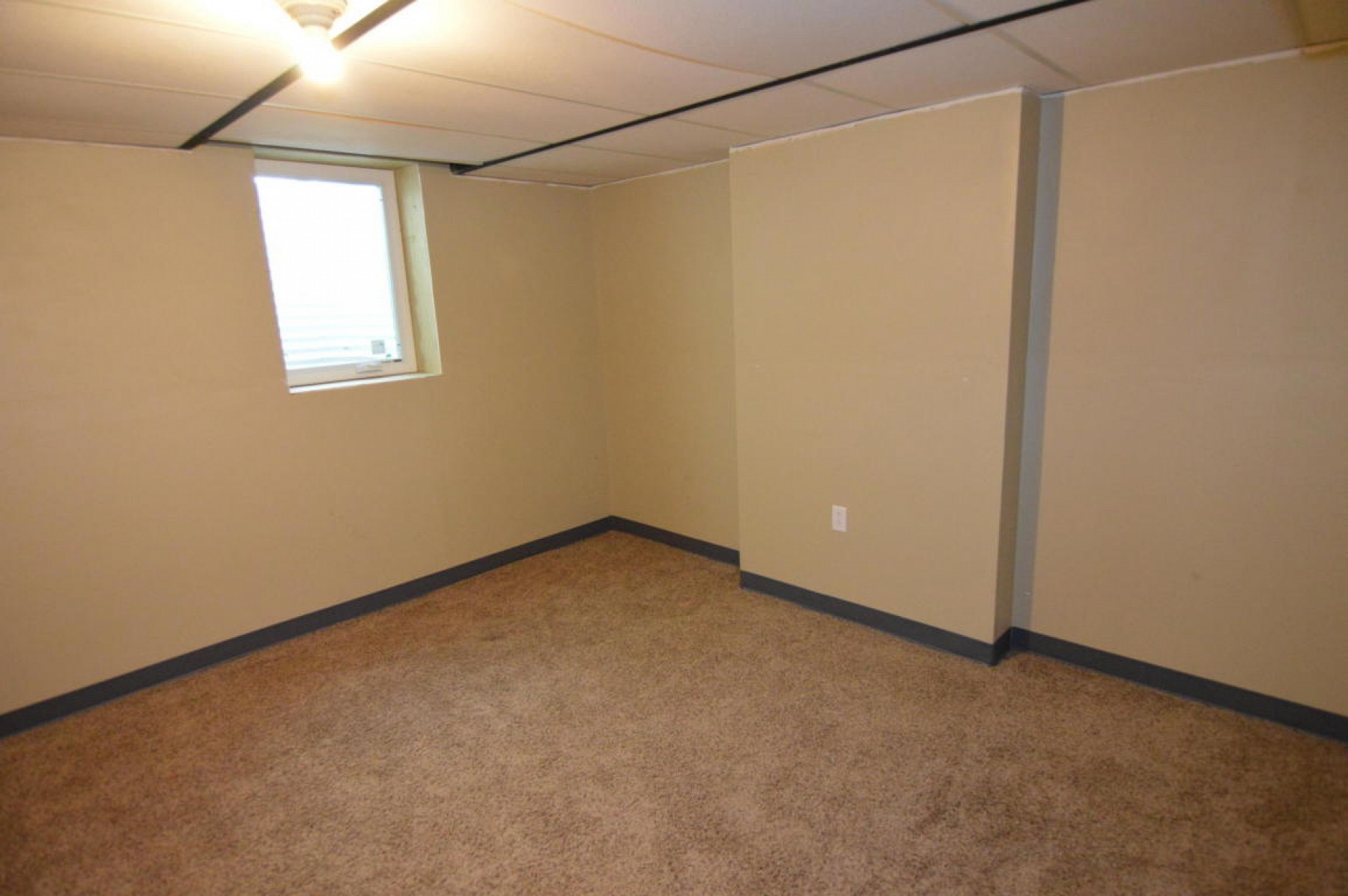 314 Lincoln Lane S, Brookings, SD 57006