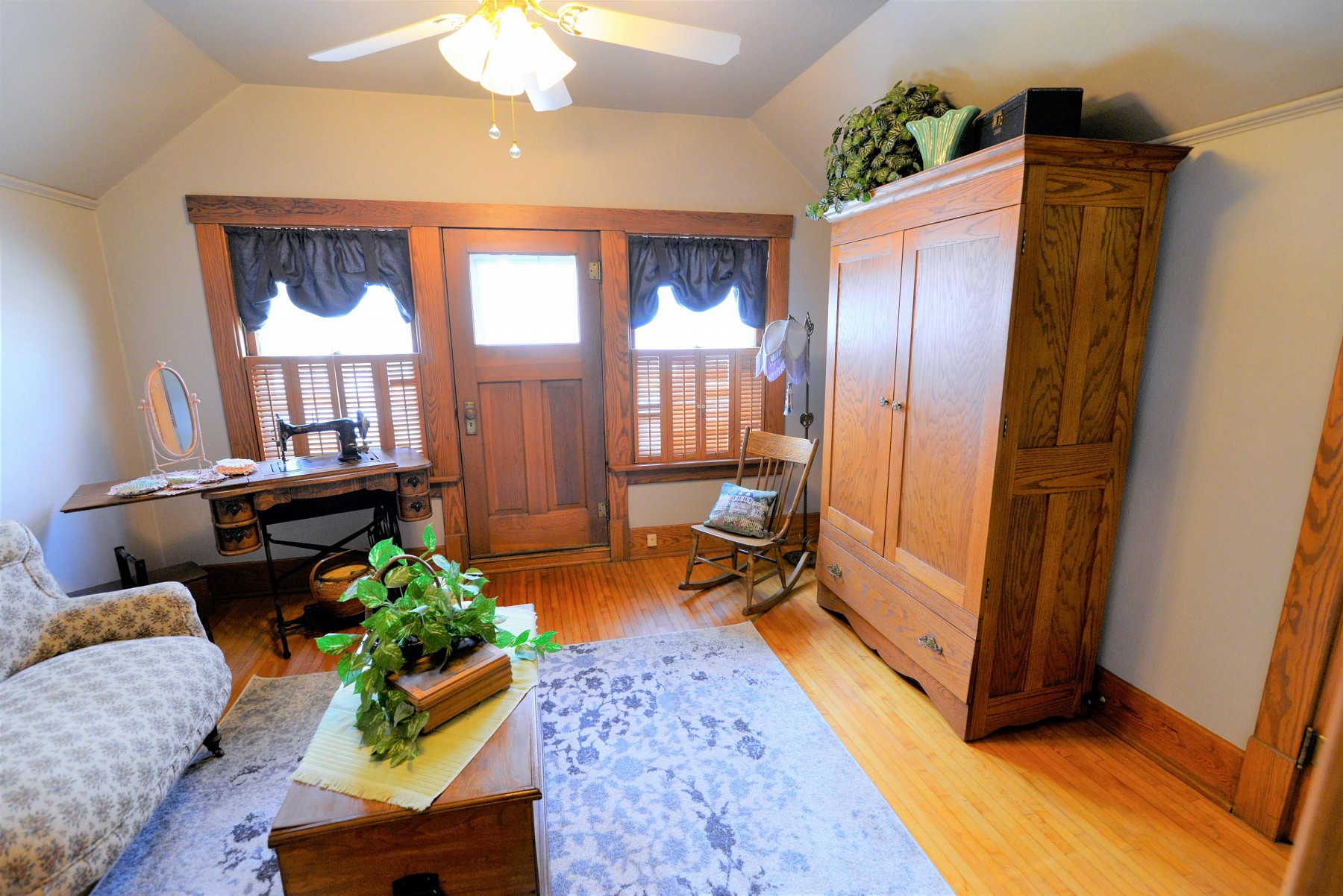 808 4th Street, Brookings, SD 57006