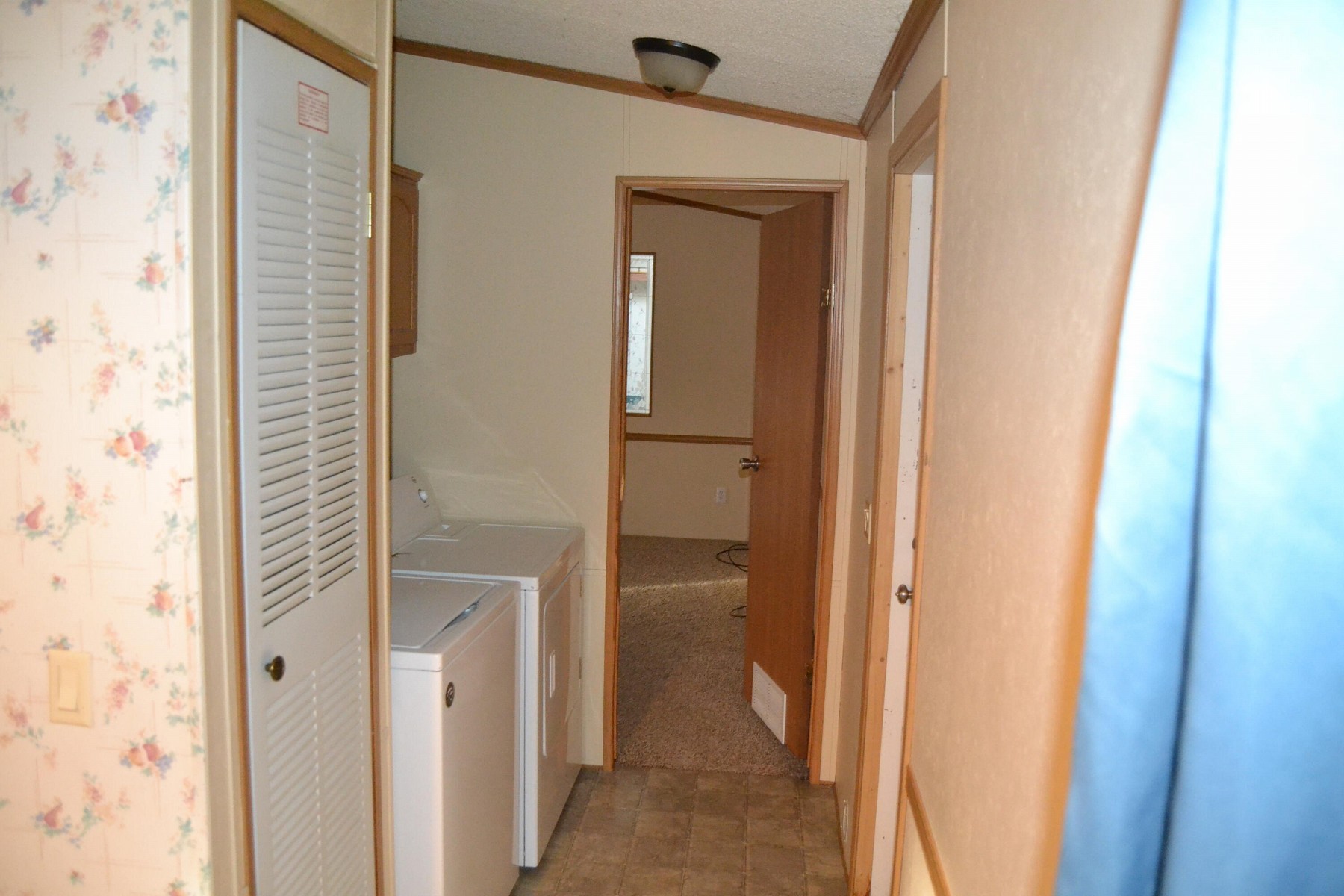 410 Medary Avenue S, Brookings, SD 57006