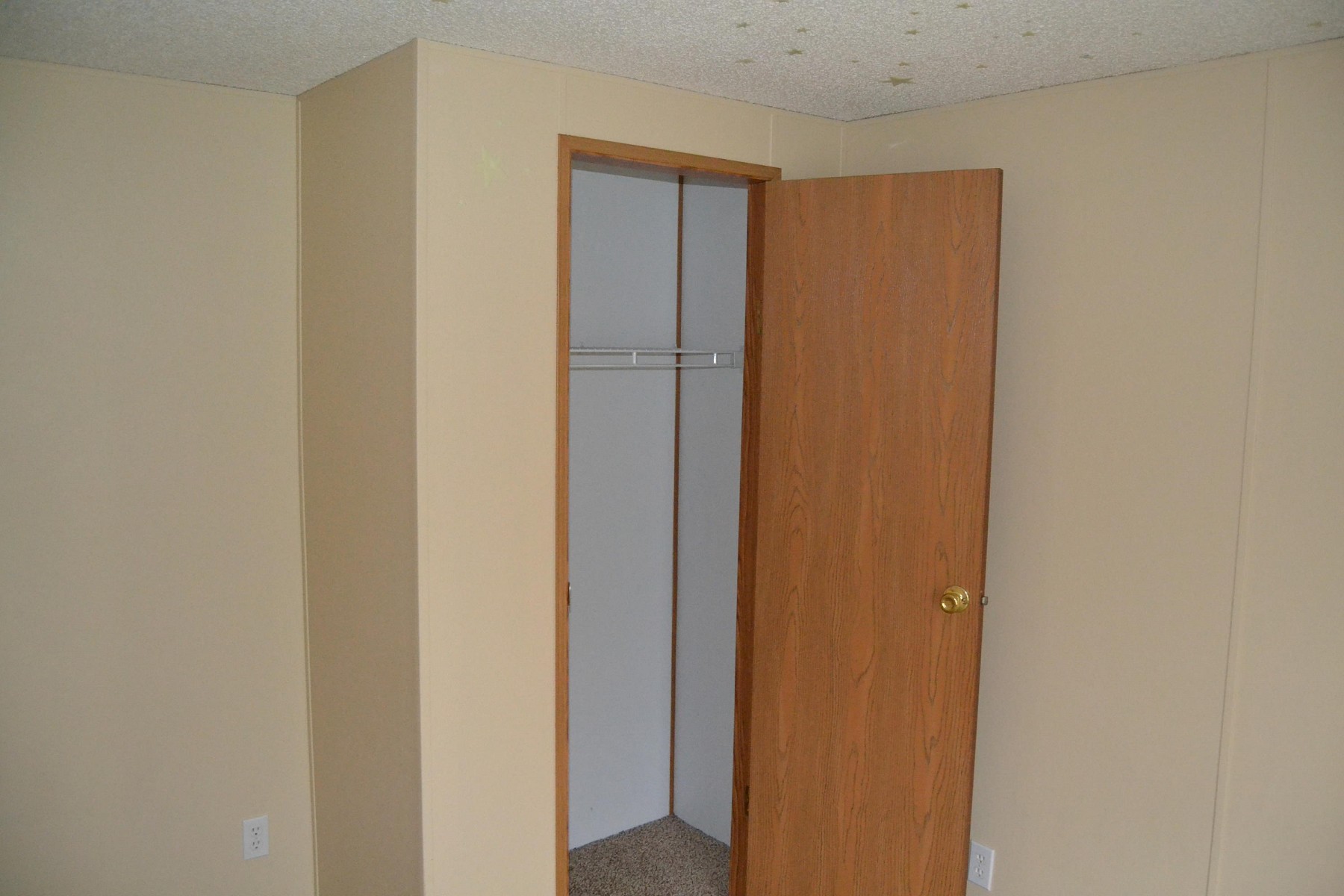 410 Medary Avenue S, Brookings, SD 57006