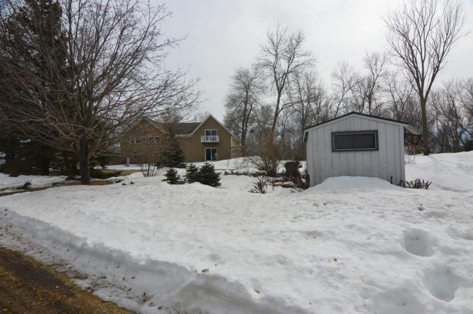 2501 Windsong Lane, Gary, SD 57237