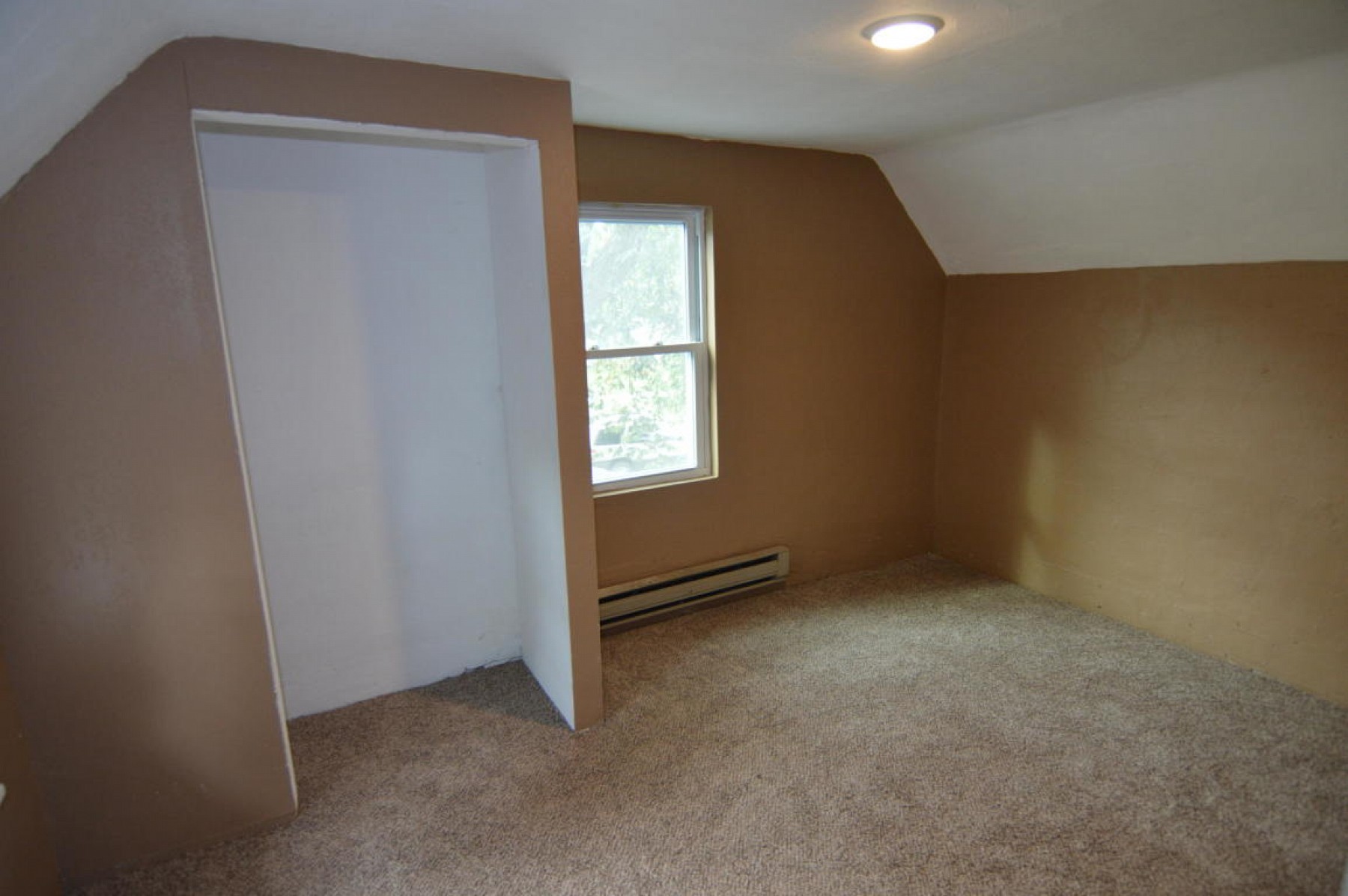 827 2nd Street, Brookings, SD 57006