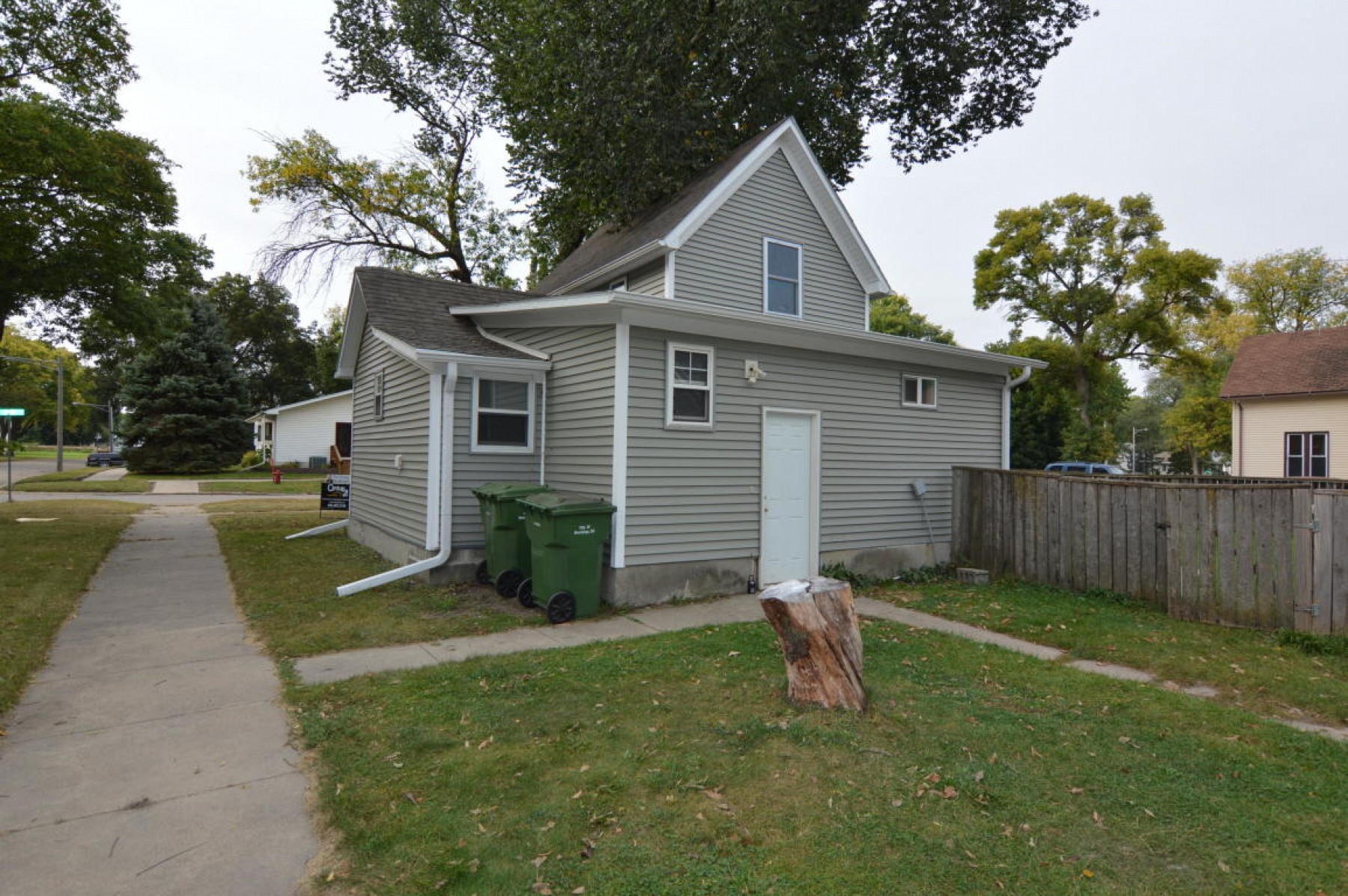 827 2nd Street, Brookings, SD 57006