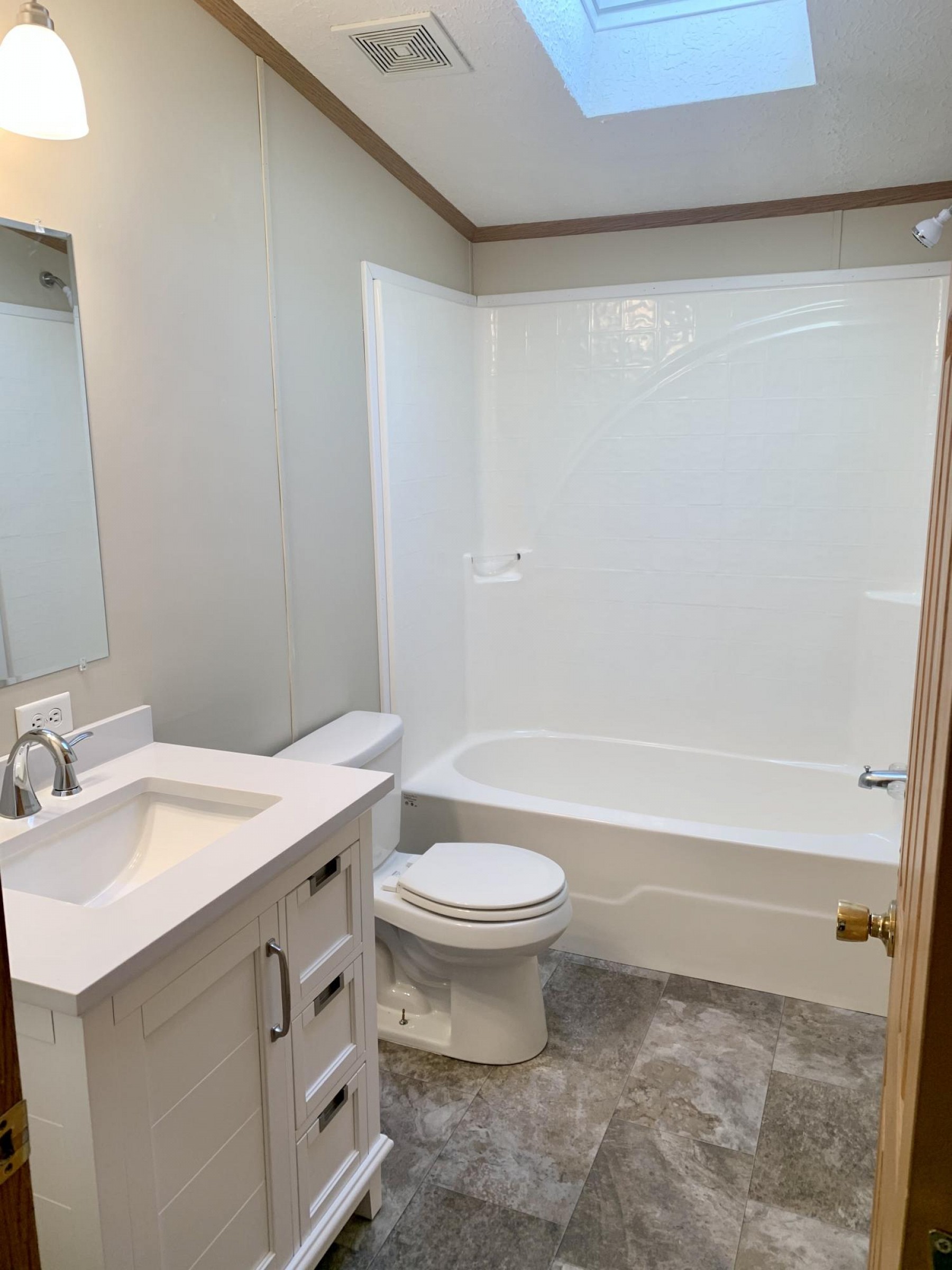 900 15th Street S, Brookings, SD 57006