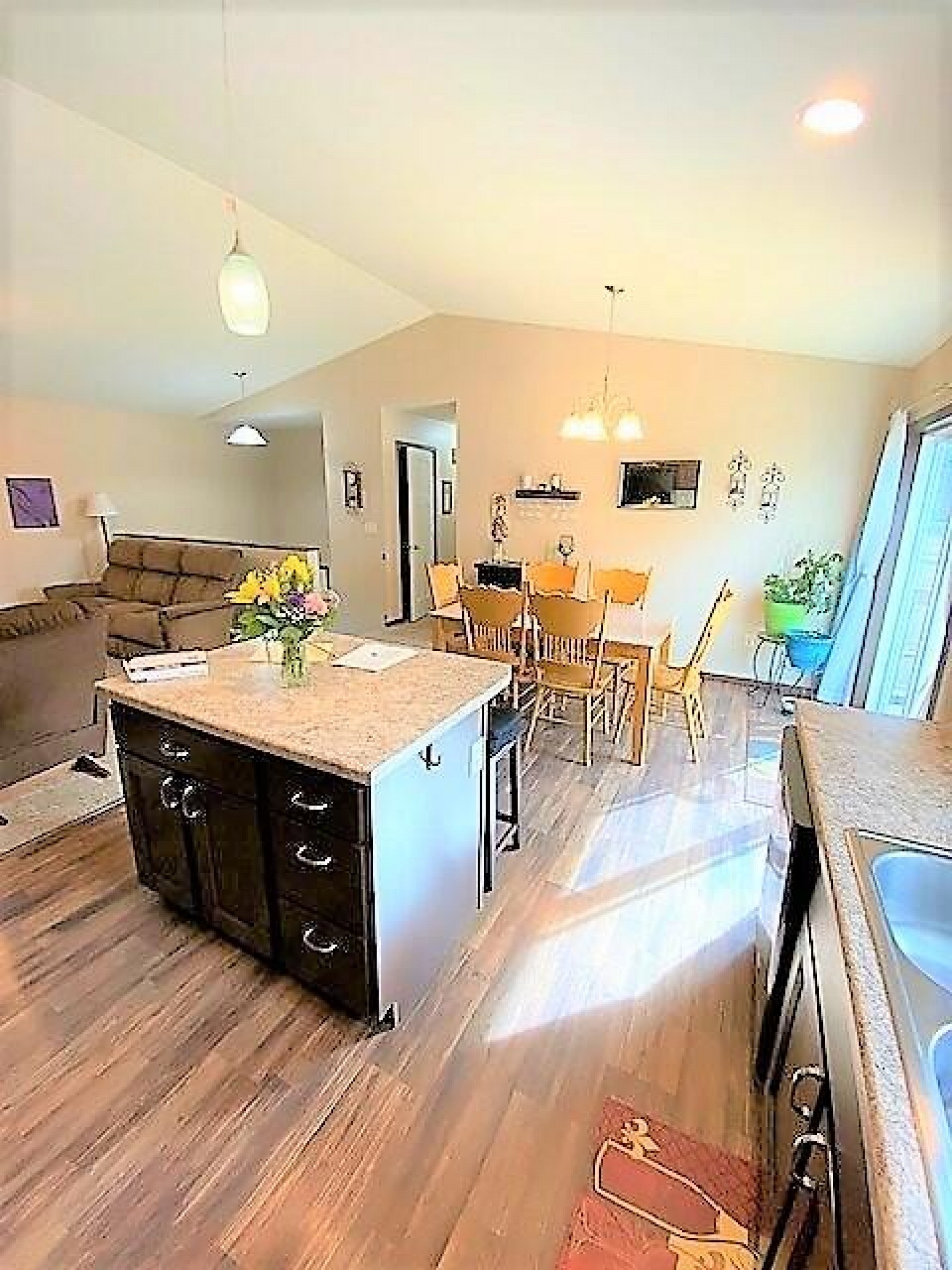 402 Lovejoy Lane, Aurora, SD 57002