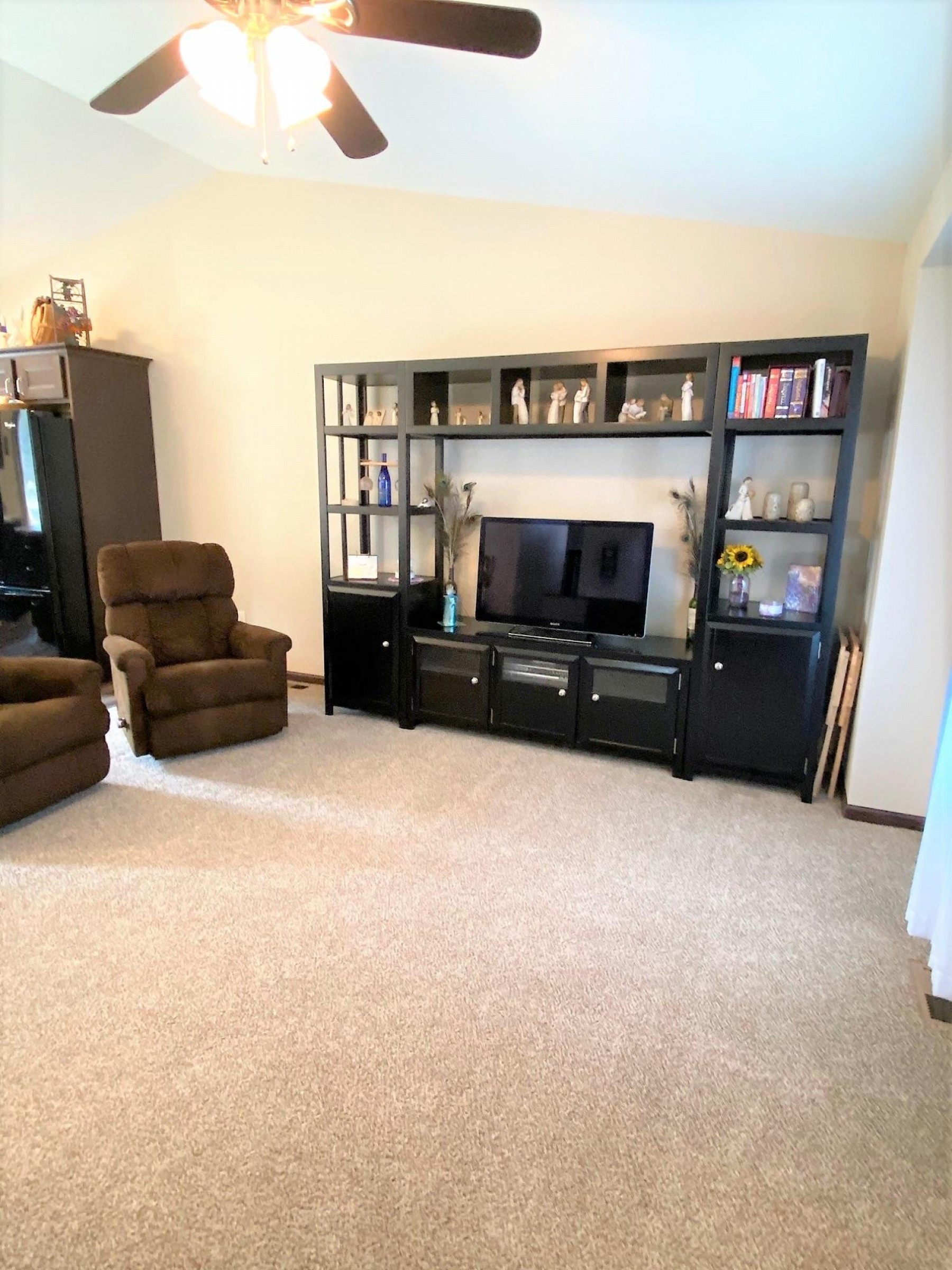 402 Lovejoy Lane, Aurora, SD 57002