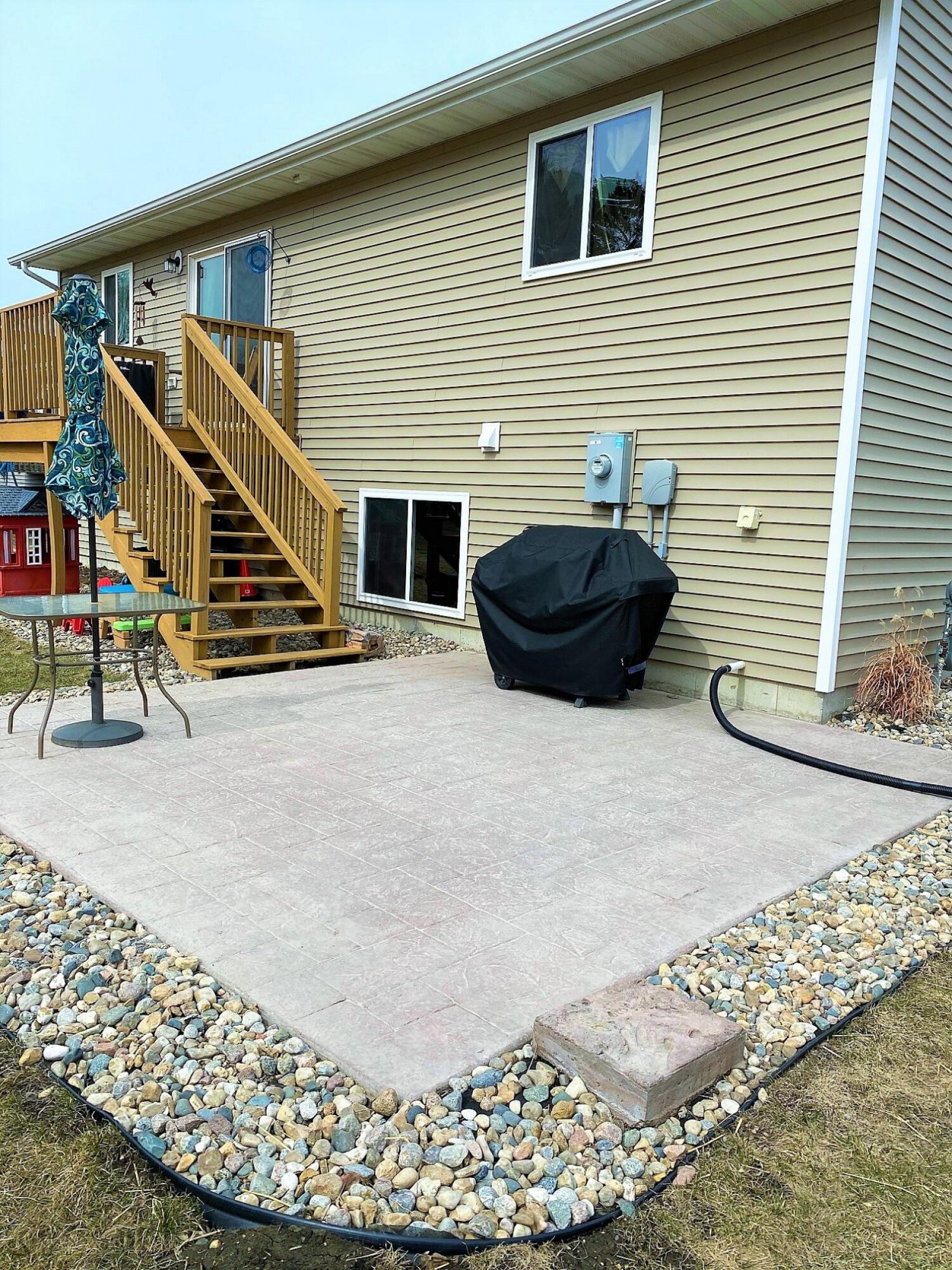 402 Lovejoy Lane, Aurora, SD 57002