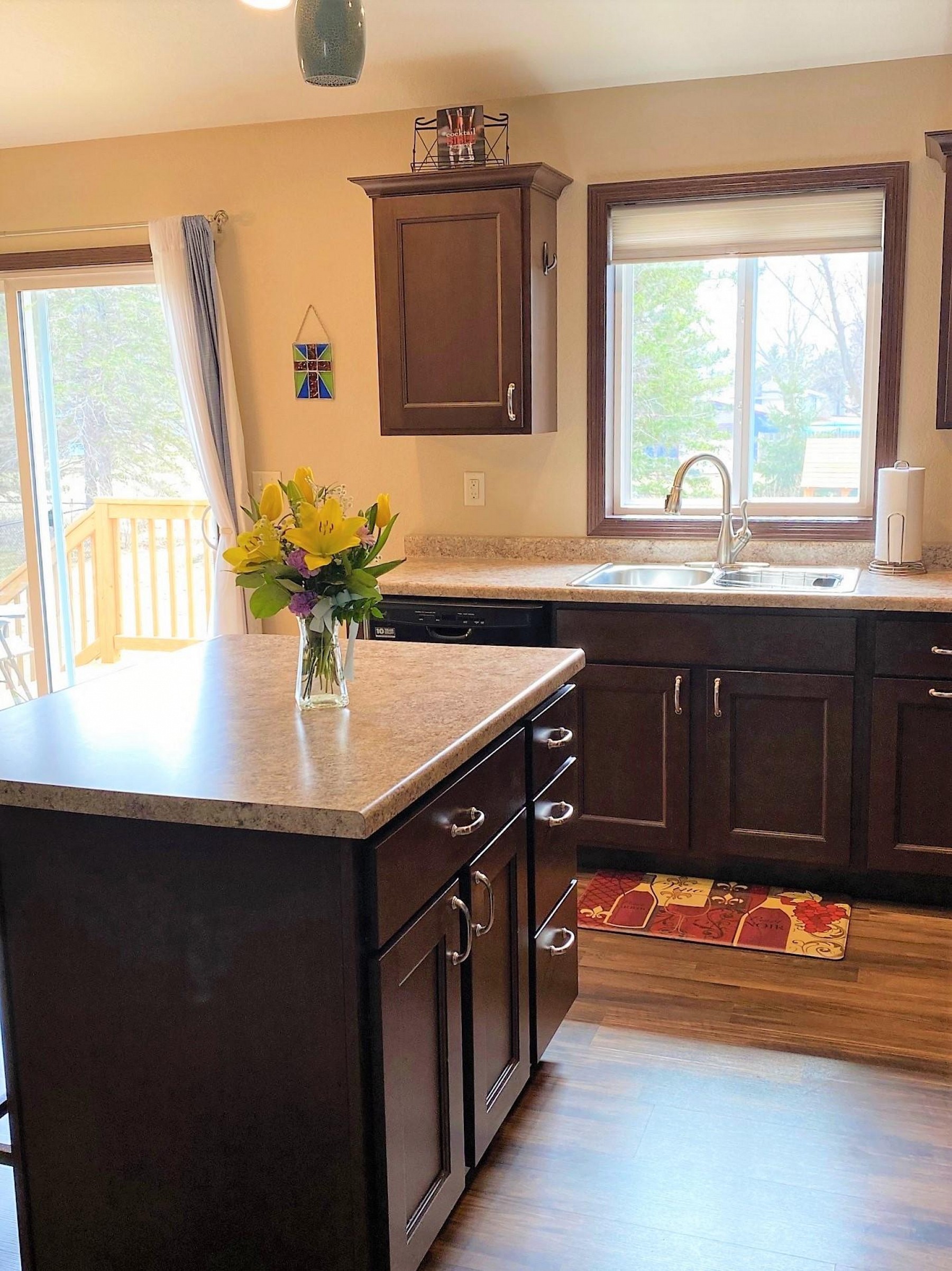 402 Lovejoy Lane, Aurora, SD 57002