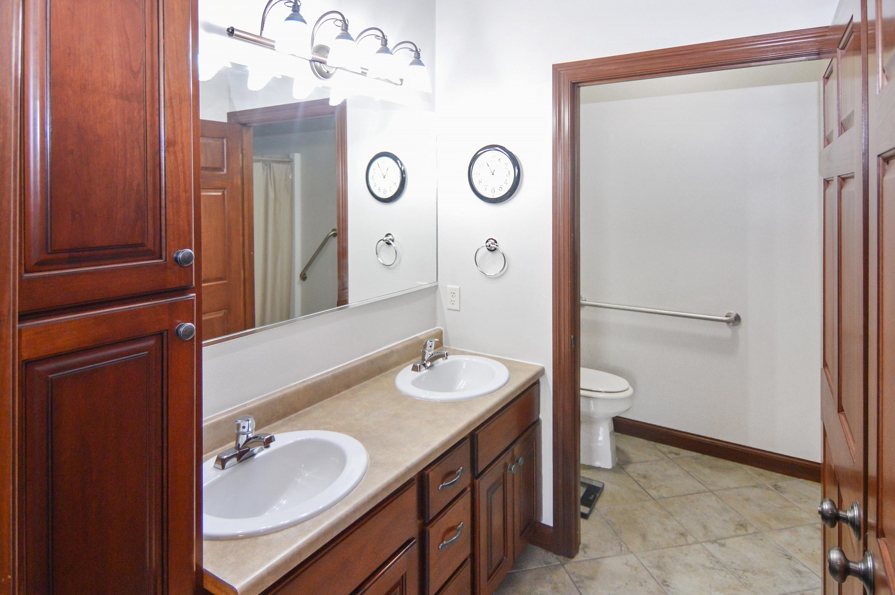 1102 Copper Mountain Road, Brookings, SD 57006