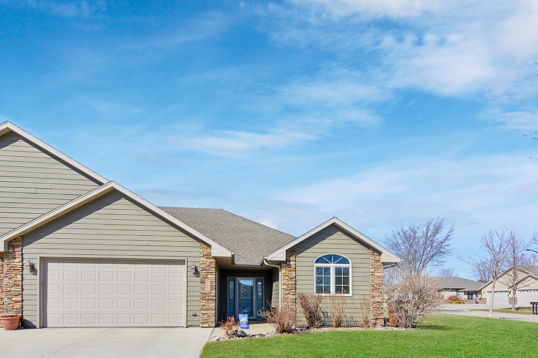 1102 Copper Mountain Road, Brookings, SD 57006