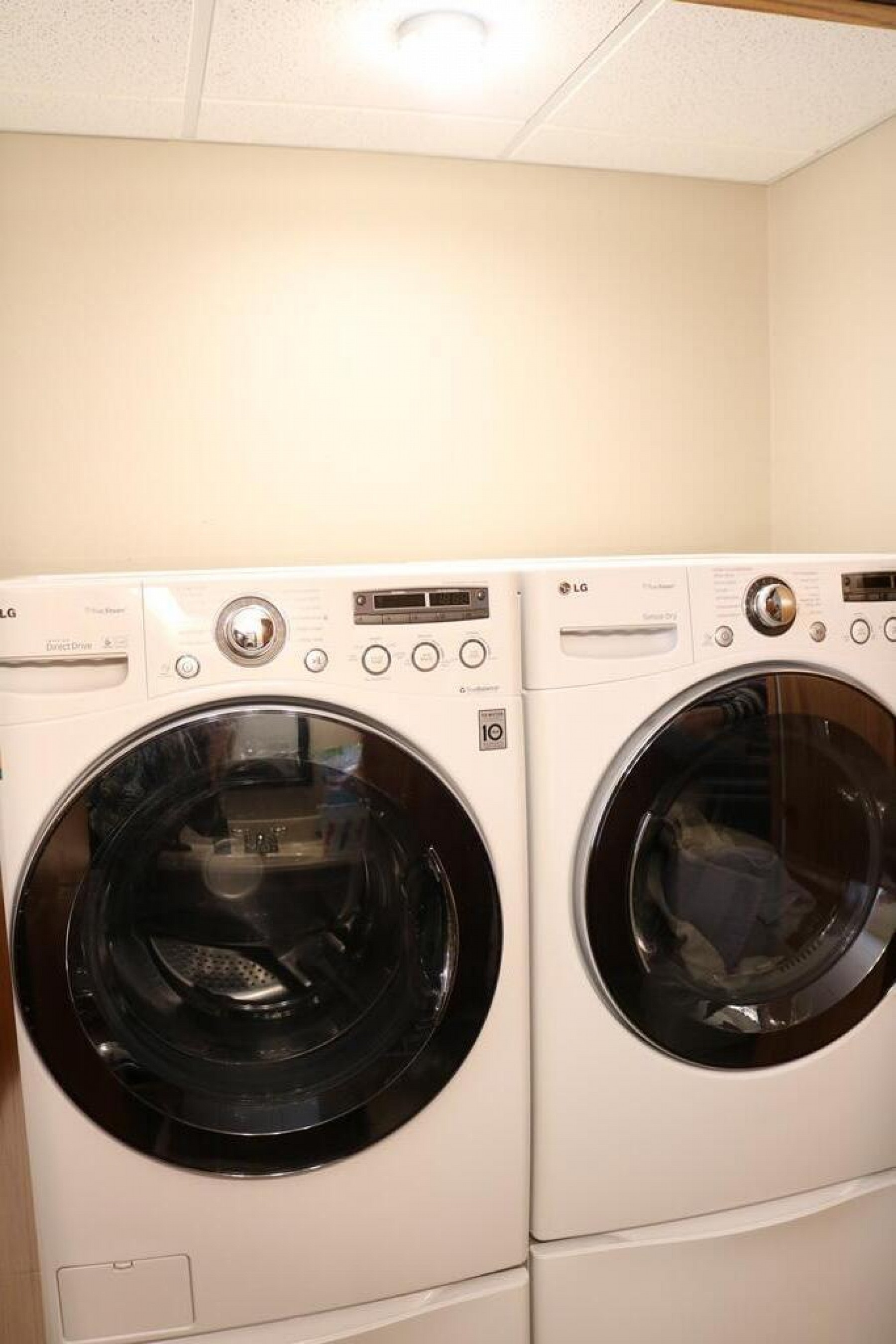 3203 Pine Avenue, Brookings, SD 57006