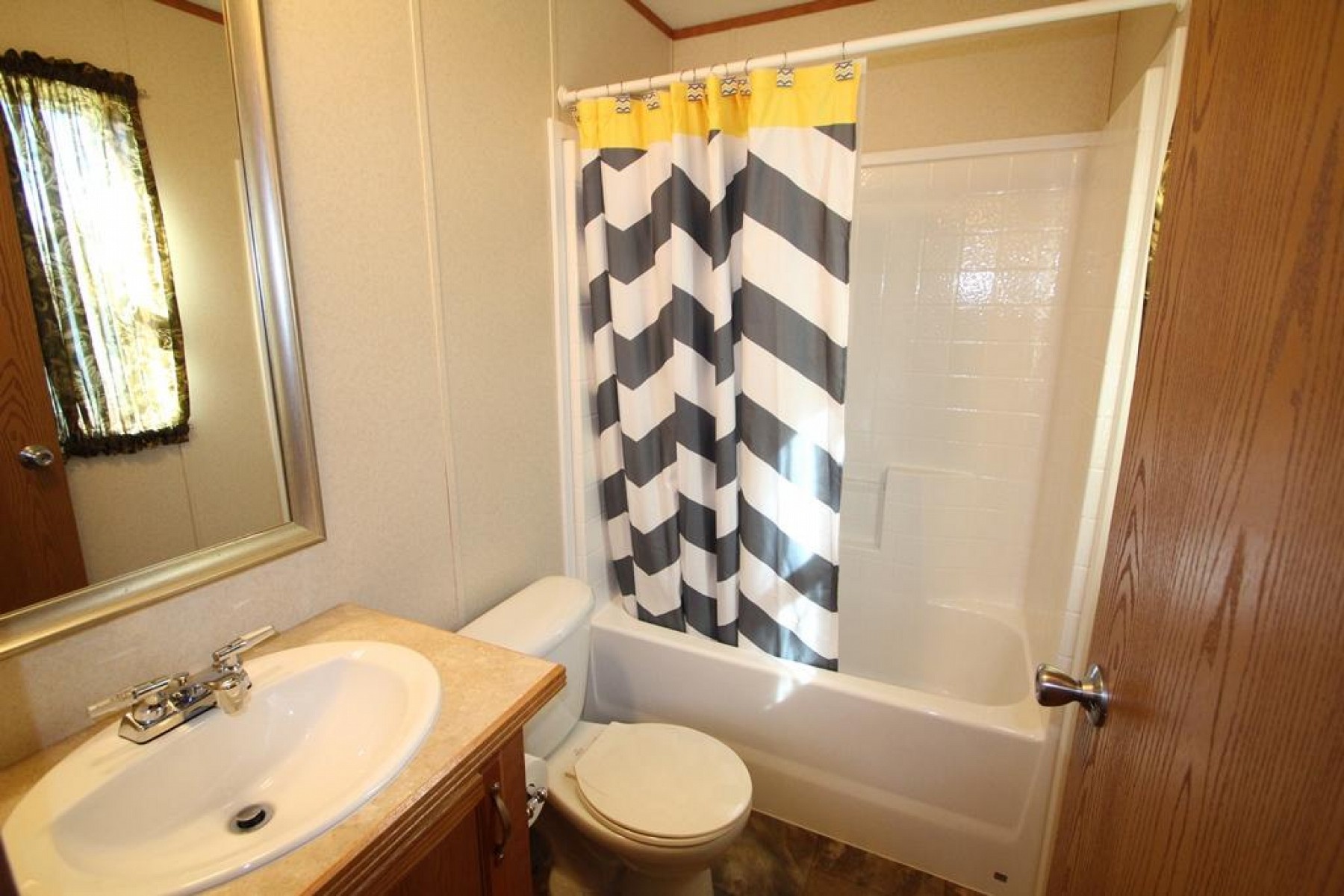 315 Samara Ave, Volga, SD 57071