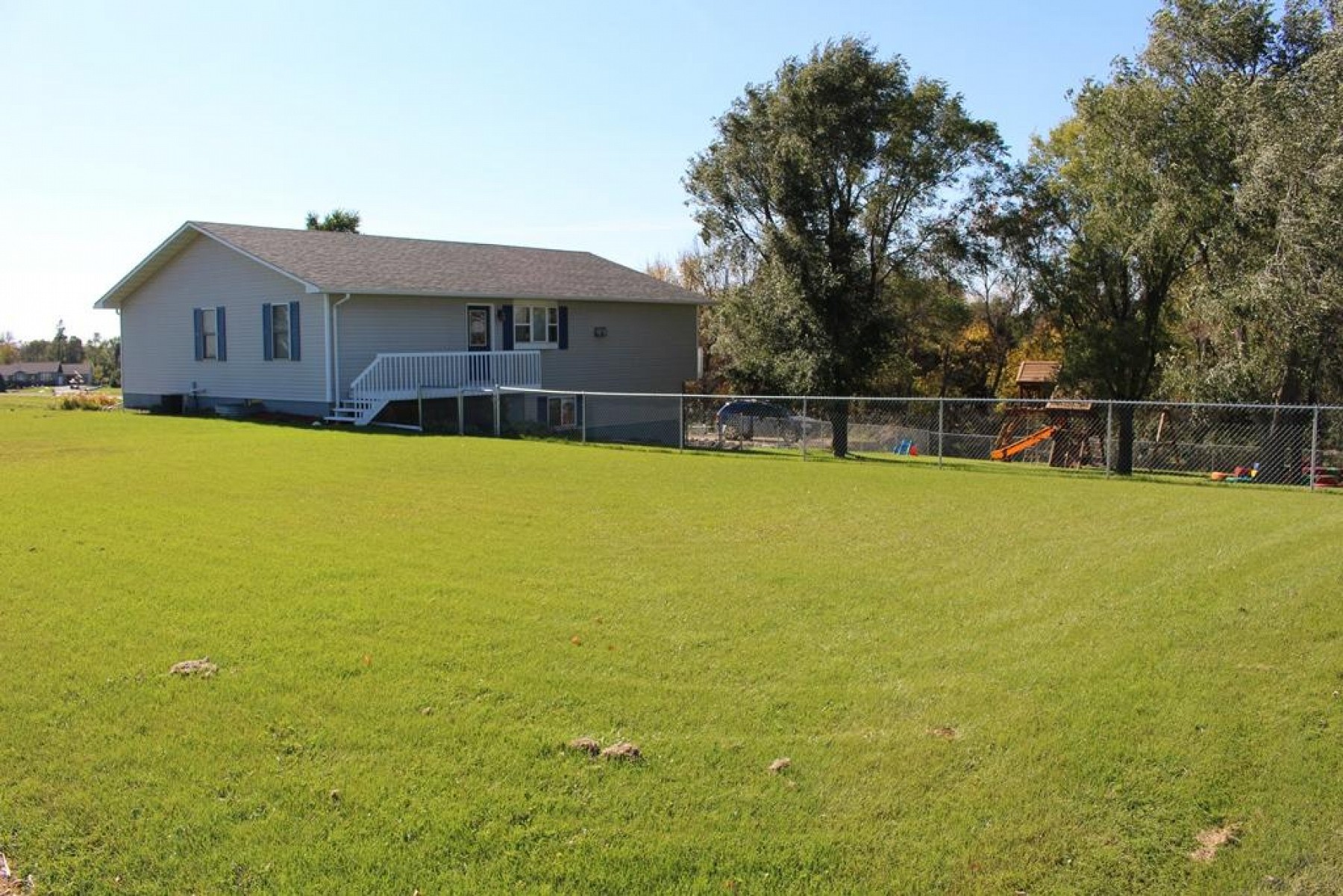 3727 WESTERN Avenue S, Brookings, SD 57006