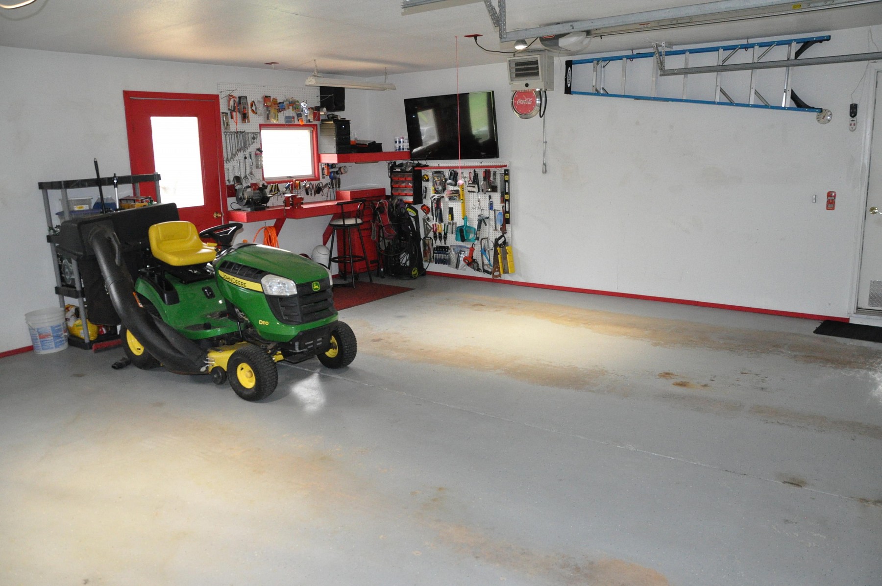 126 Santee Trail, Brookings, SD 57006