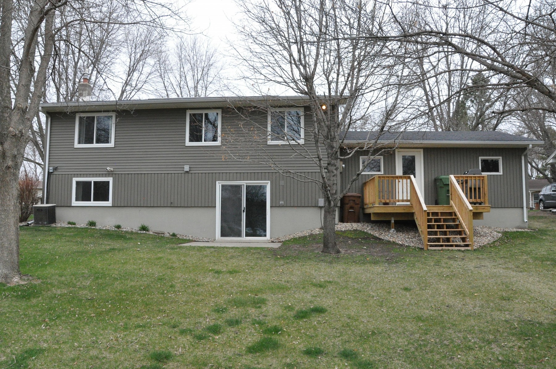 126 Santee Trail, Brookings, SD 57006