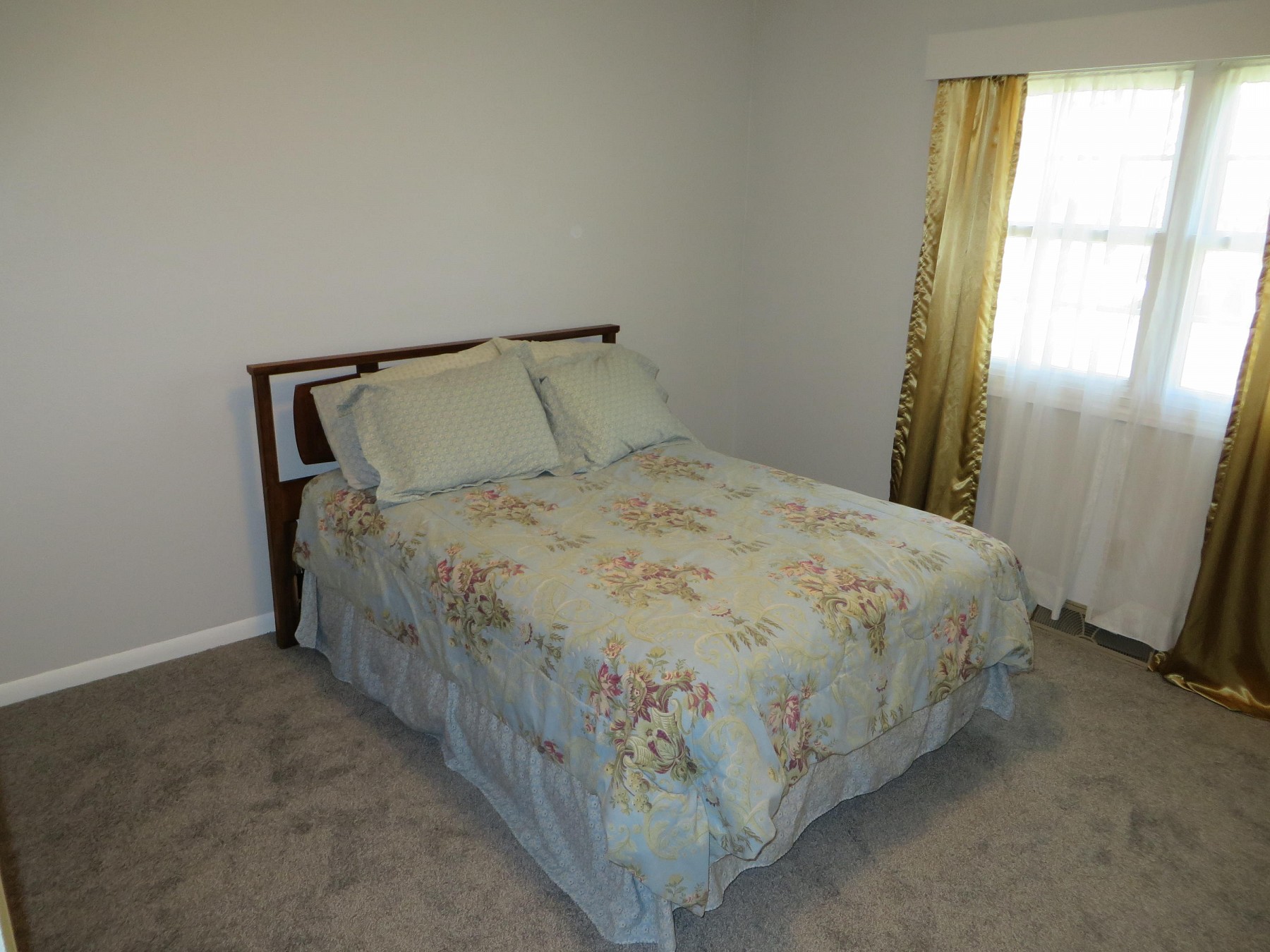 216 16th Avenue, Brookings, SD 57006