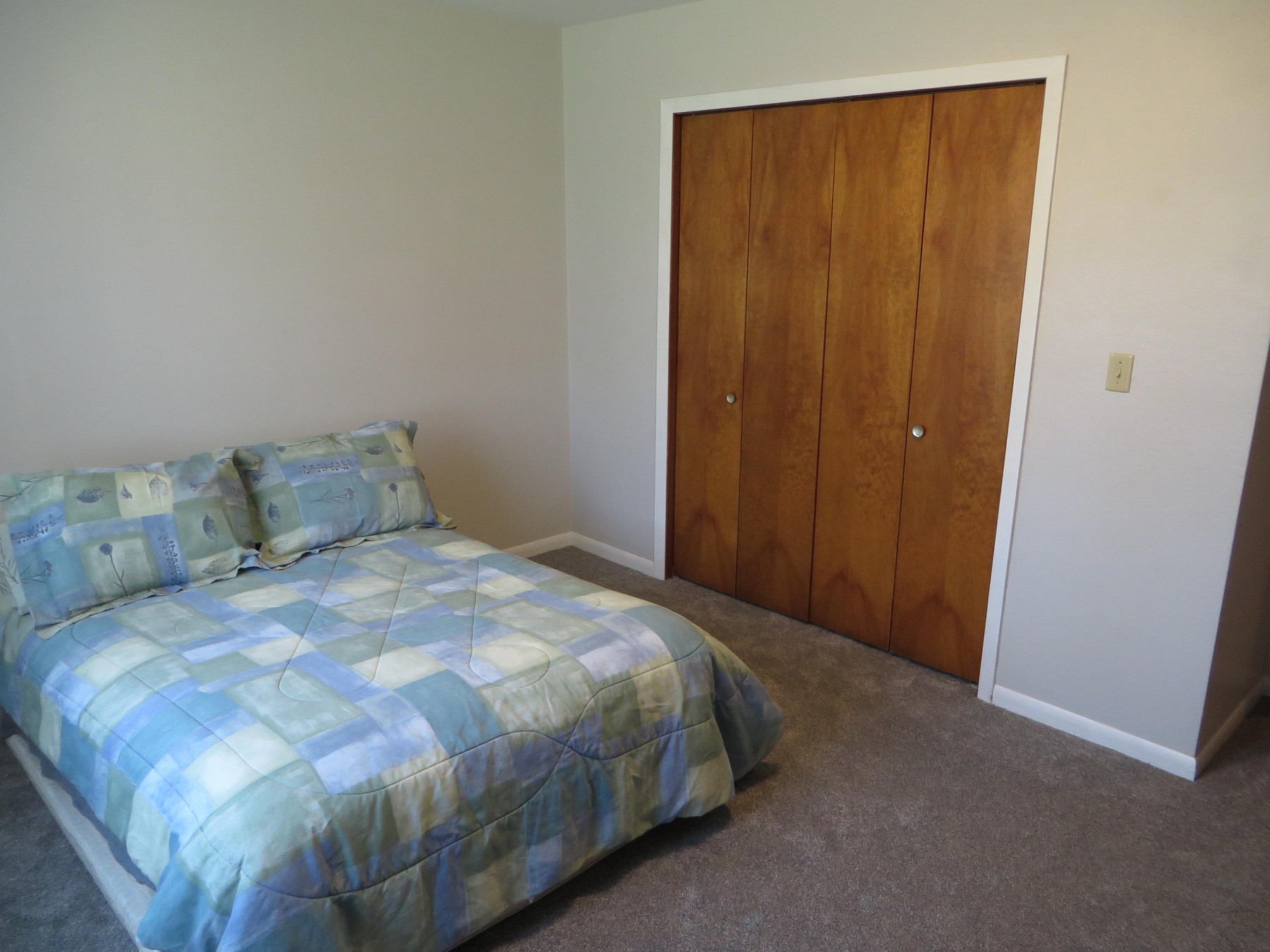 216 16th Avenue, Brookings, SD 57006