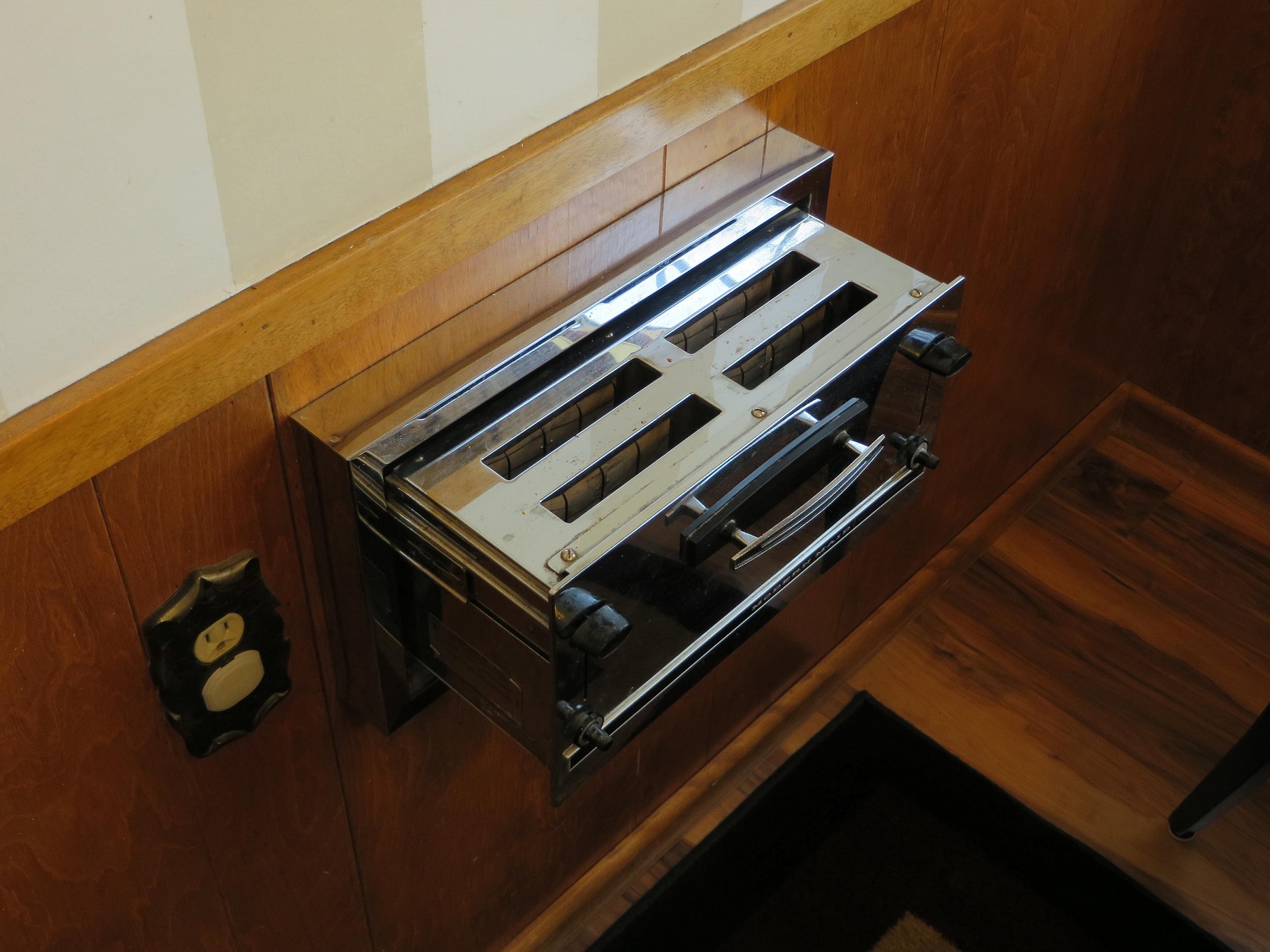 216 16th Avenue, Brookings, SD 57006