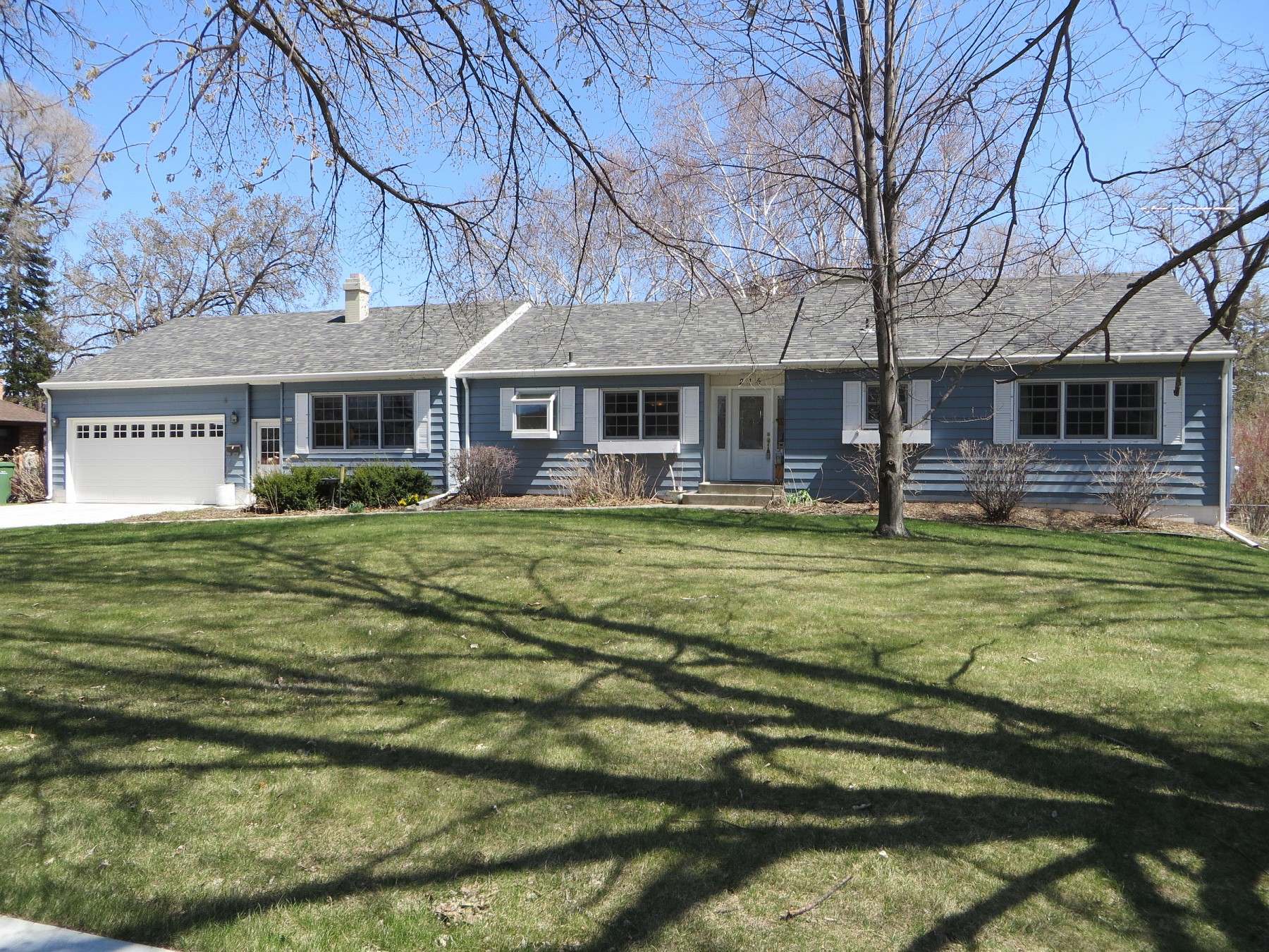 216 16th Avenue, Brookings, SD 57006