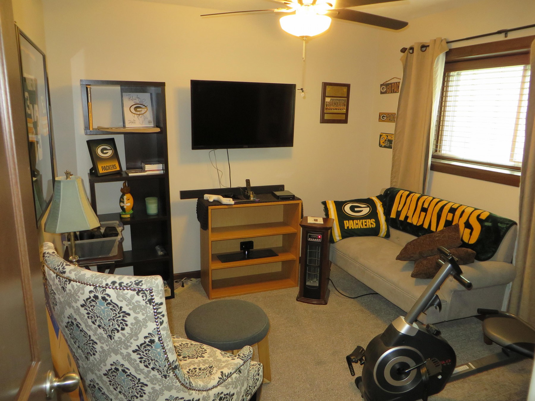 202 Lindsay Drive, Aurora, SD 57002