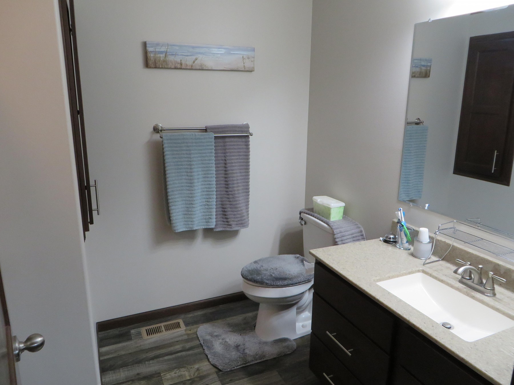 202 Lindsay Drive, Aurora, SD 57002