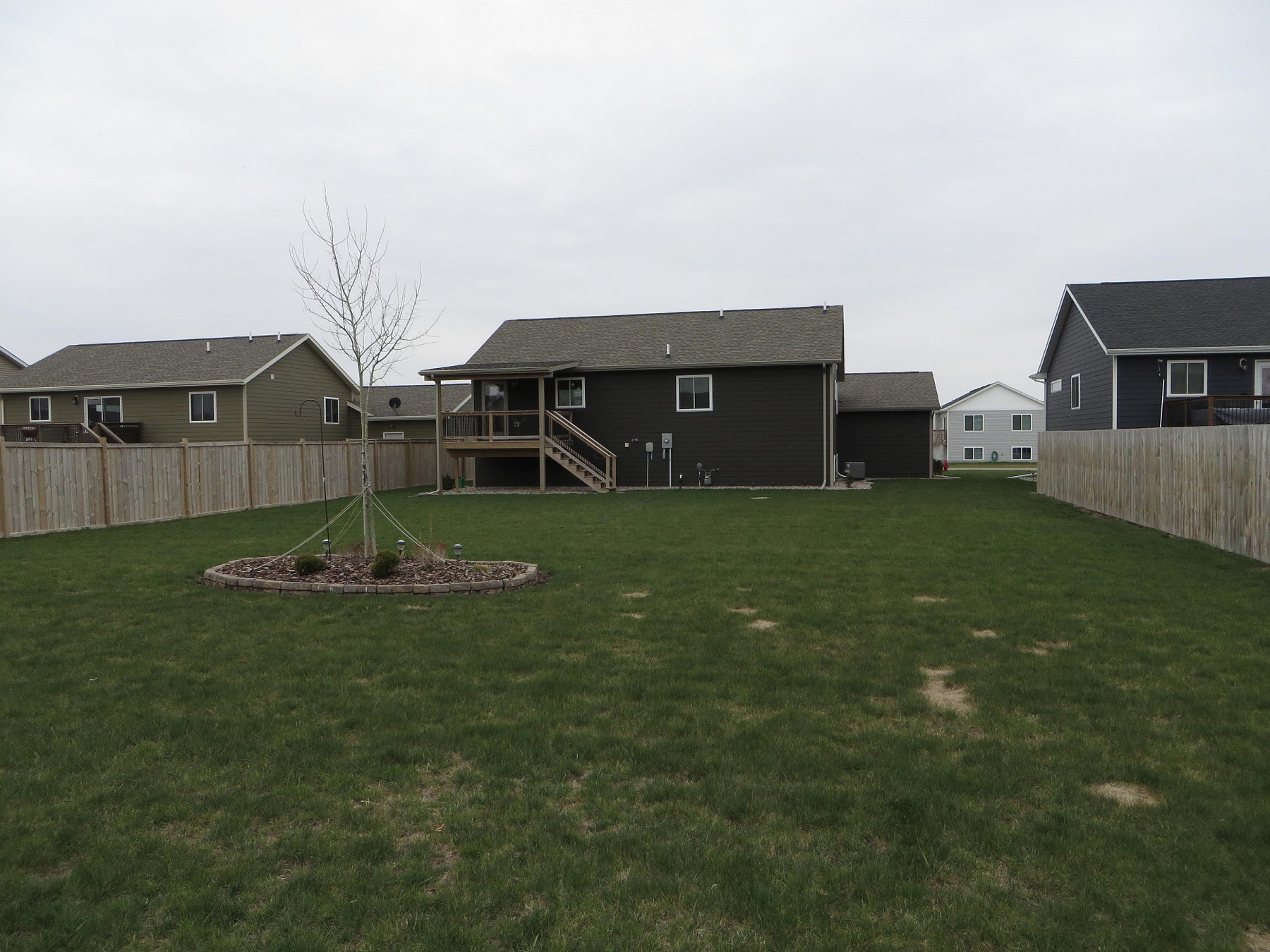 202 Lindsay Drive, Aurora, SD 57002