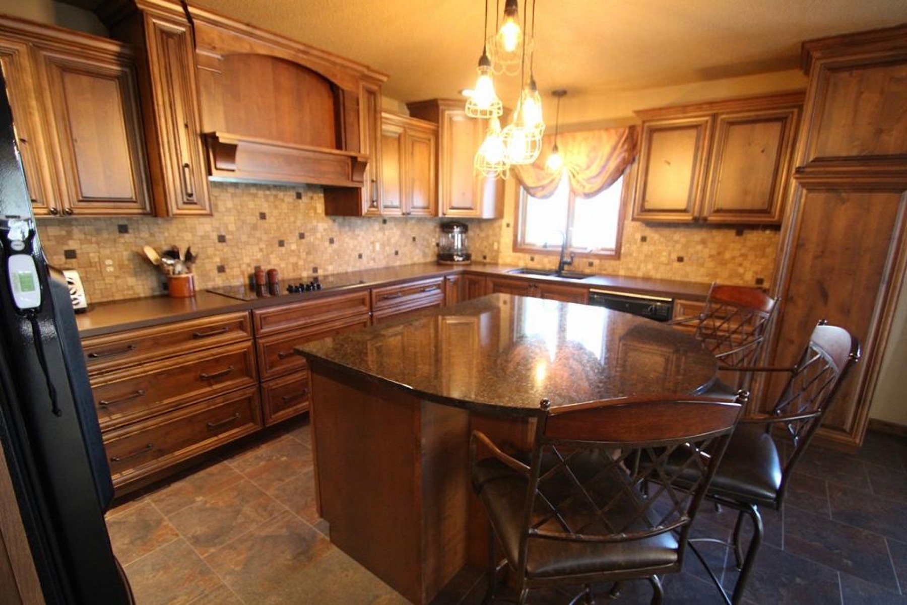 2058 MORNINGSIDE Drive, Brookings, SD 57006