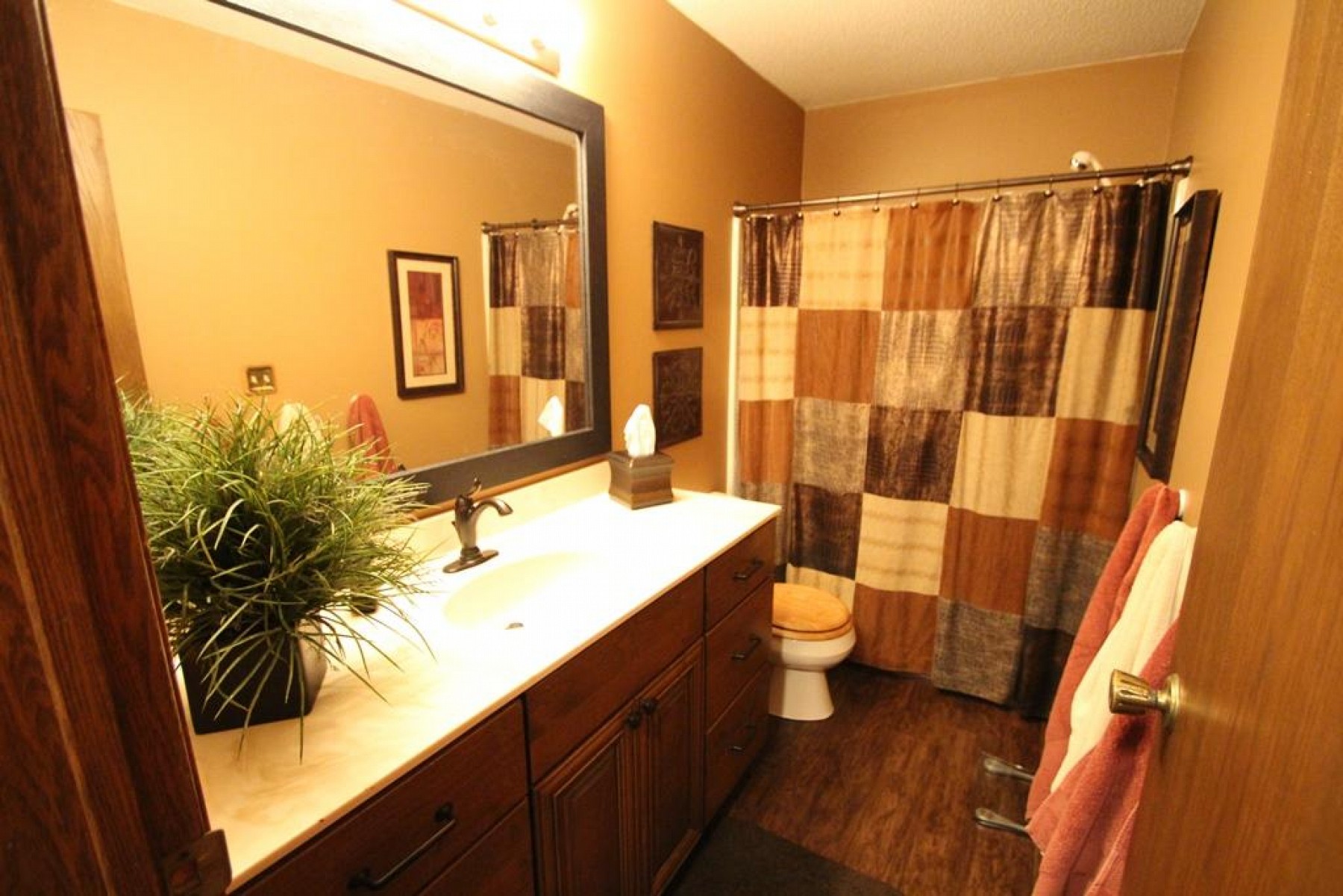 2058 MORNINGSIDE Drive, Brookings, SD 57006