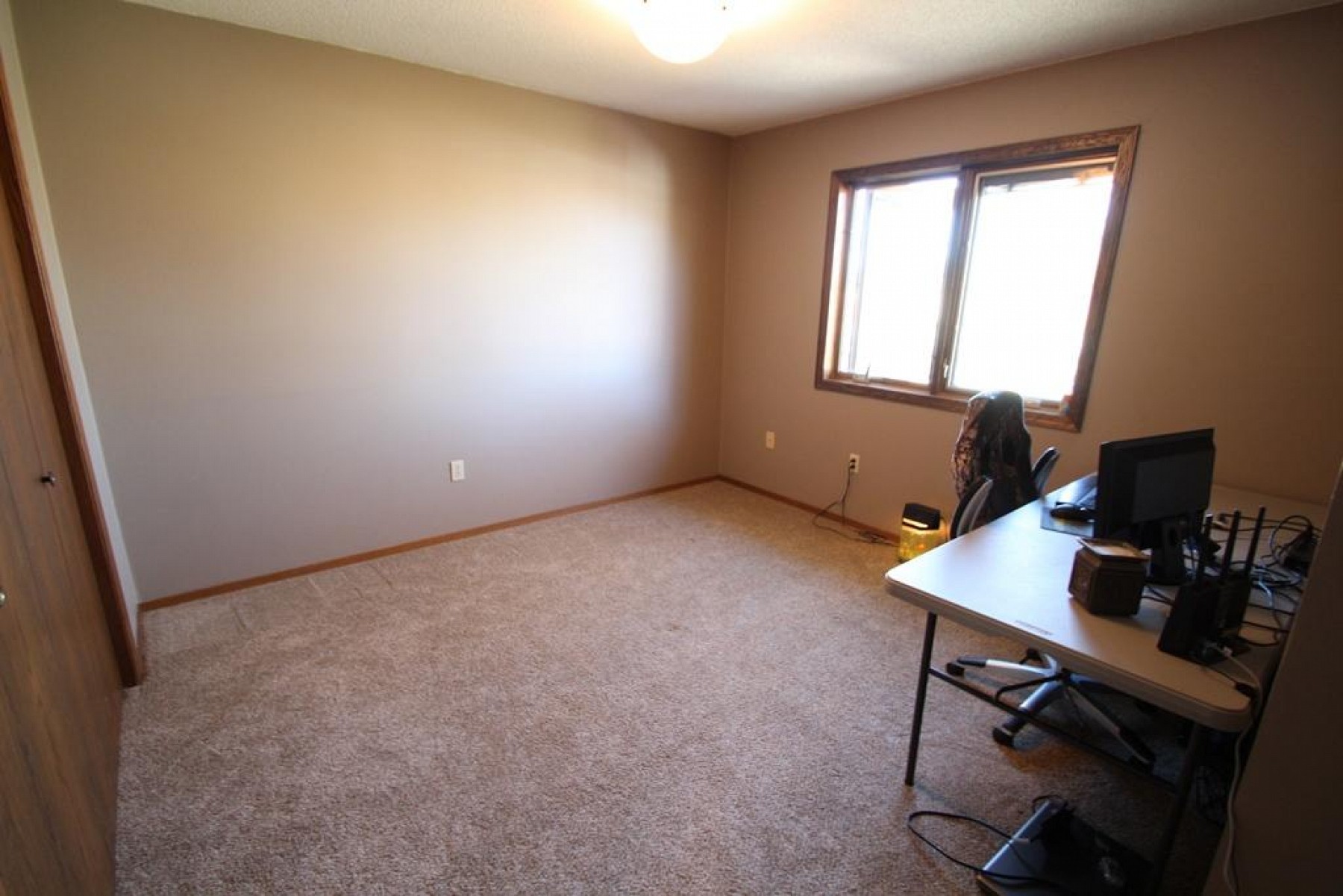 2058 MORNINGSIDE Drive, Brookings, SD 57006