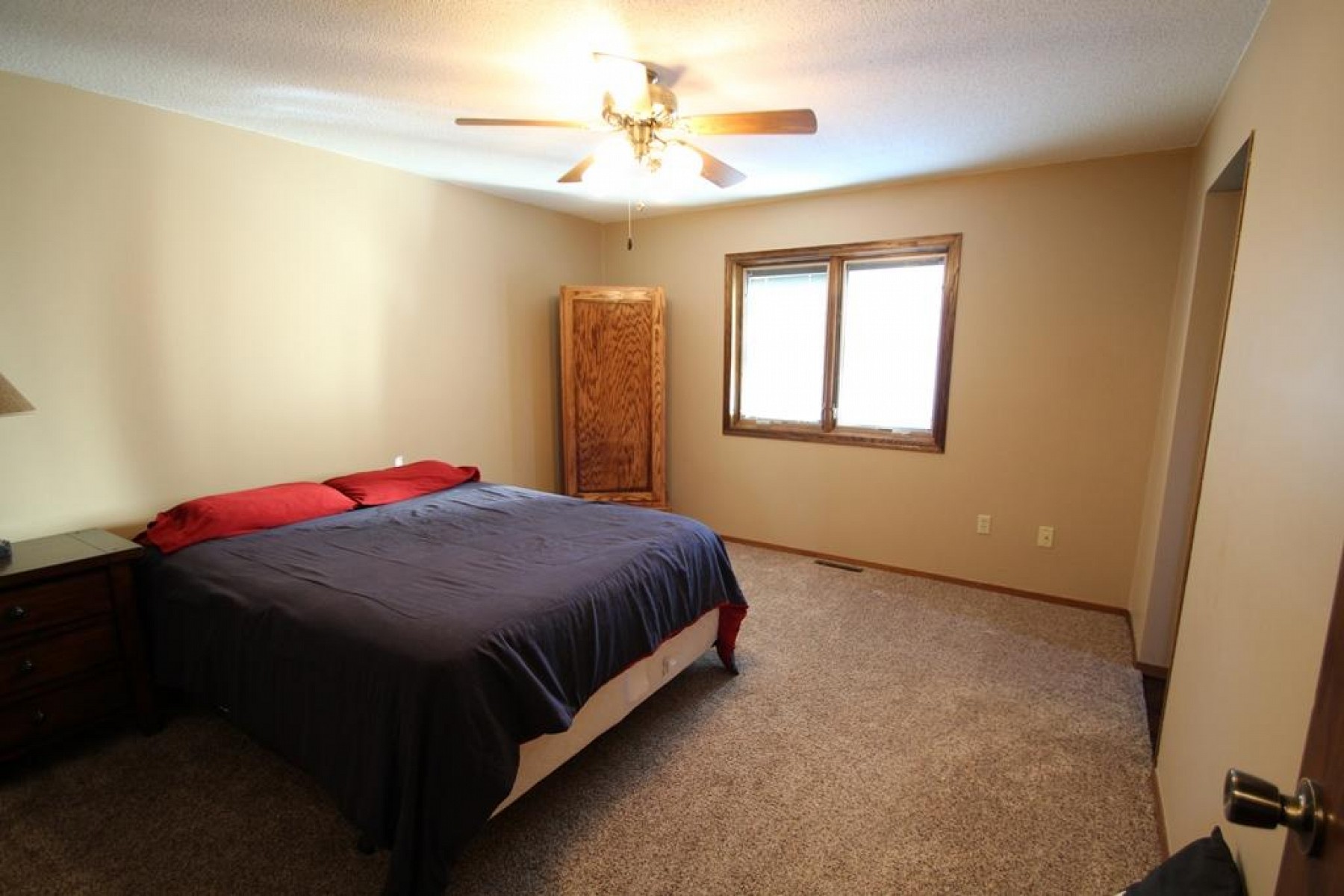 2058 MORNINGSIDE Drive, Brookings, SD 57006