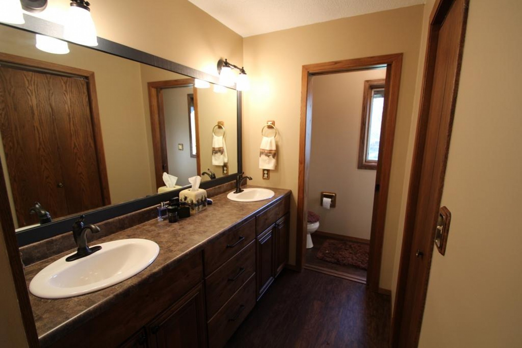 2058 MORNINGSIDE Drive, Brookings, SD 57006