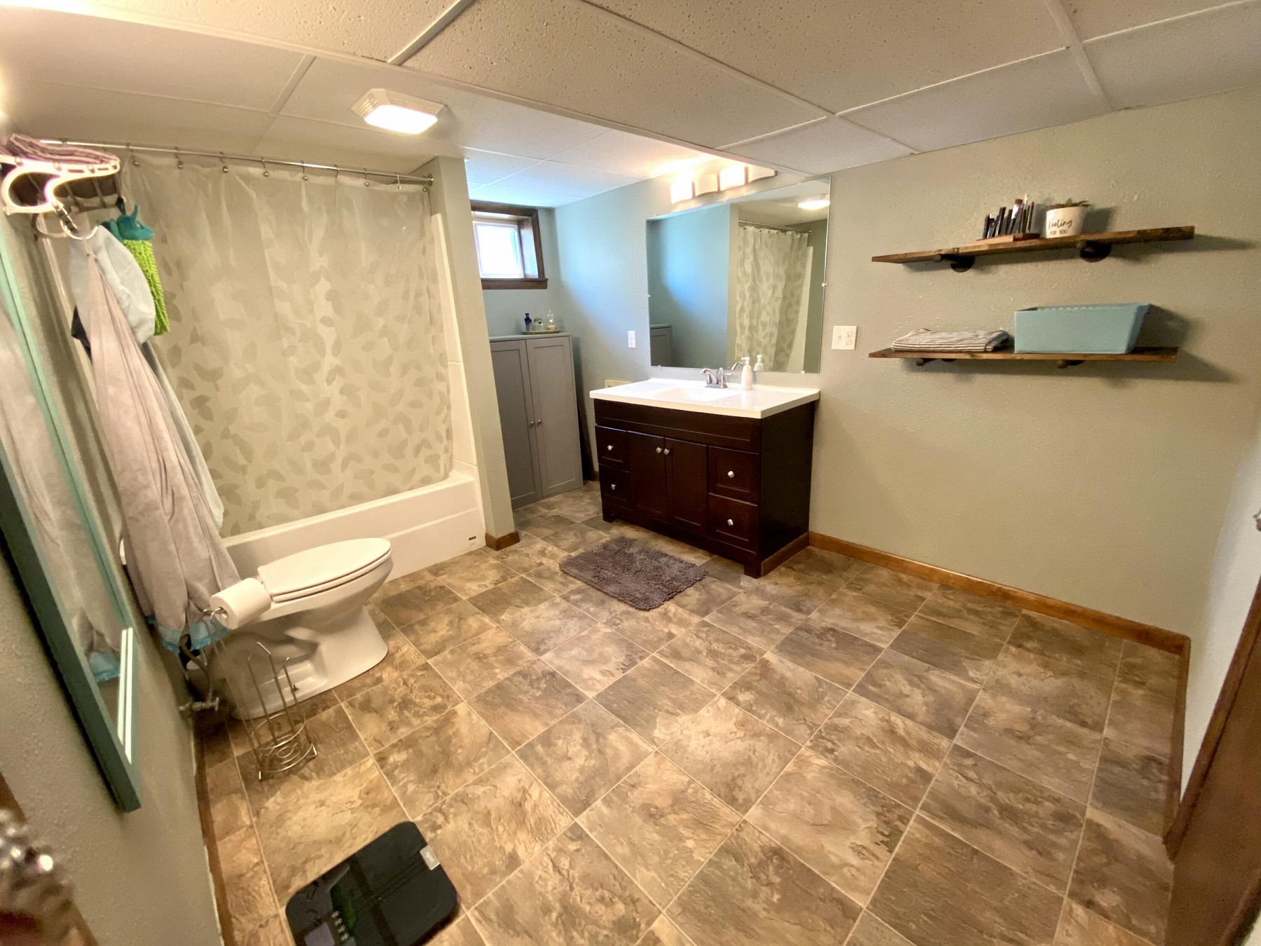 421 2nd Avenue, Brookings, SD 57006