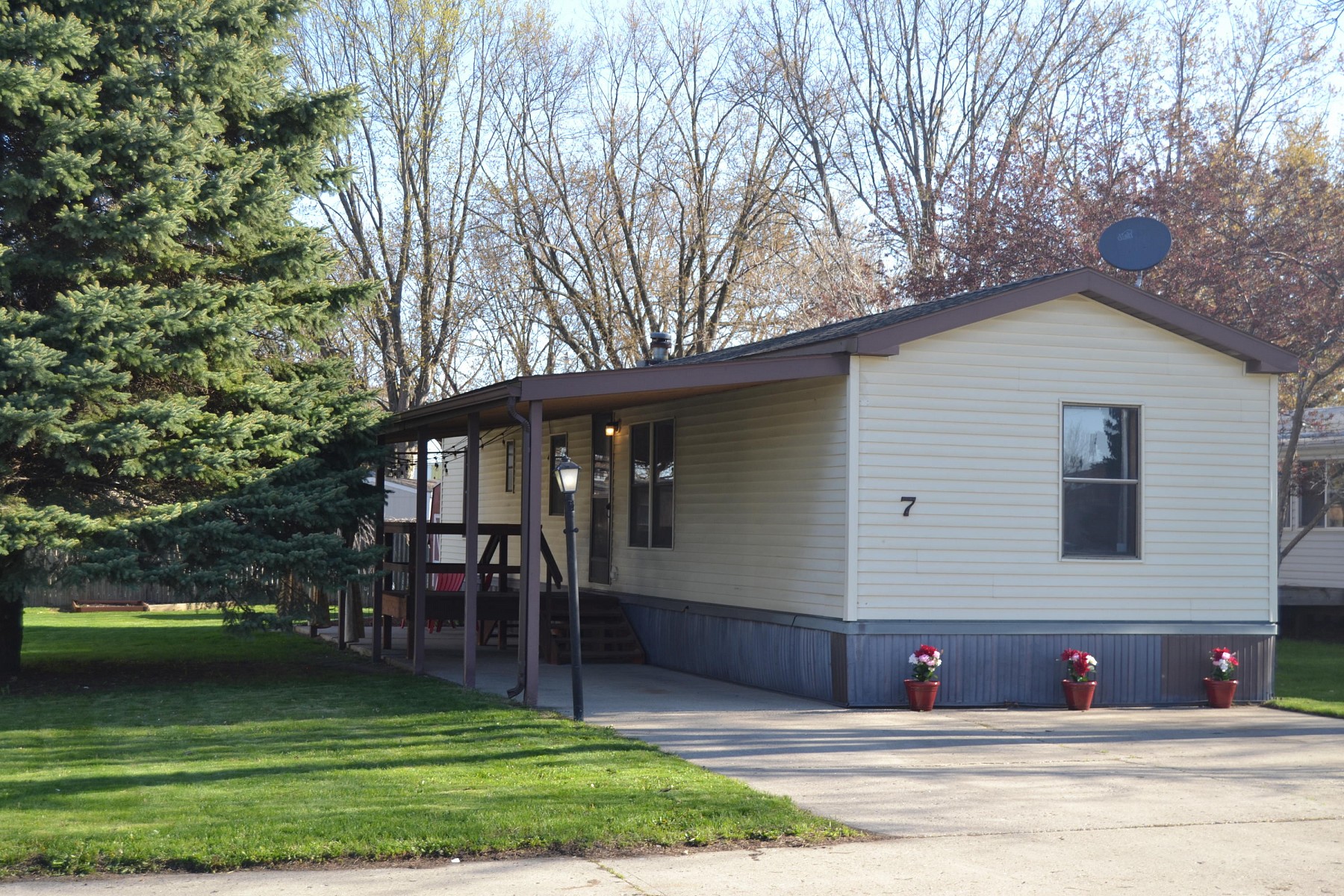 410 Medary Avenue S, Brookings, SD 57006