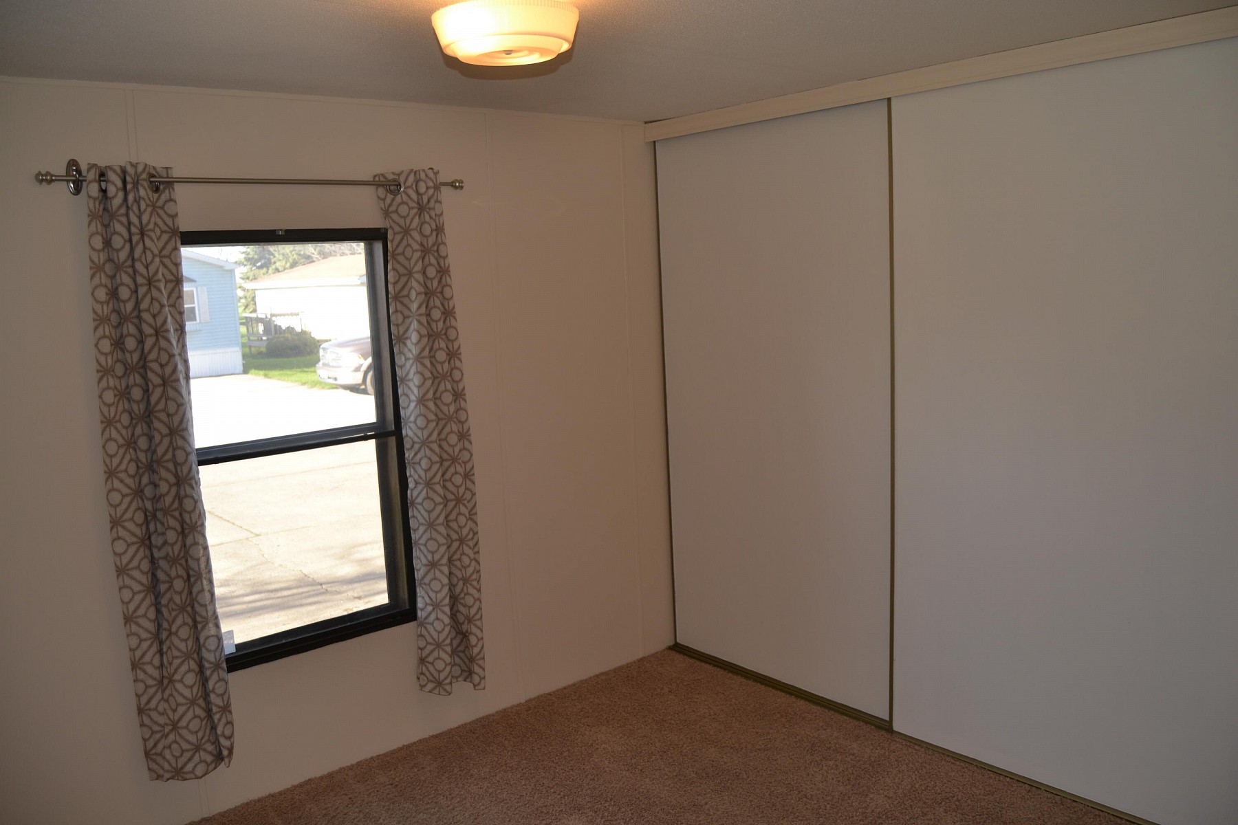 410 Medary Avenue S, Brookings, SD 57006