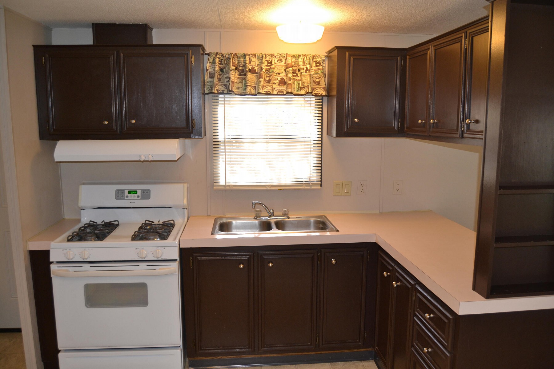 410 Medary Avenue S, Brookings, SD 57006