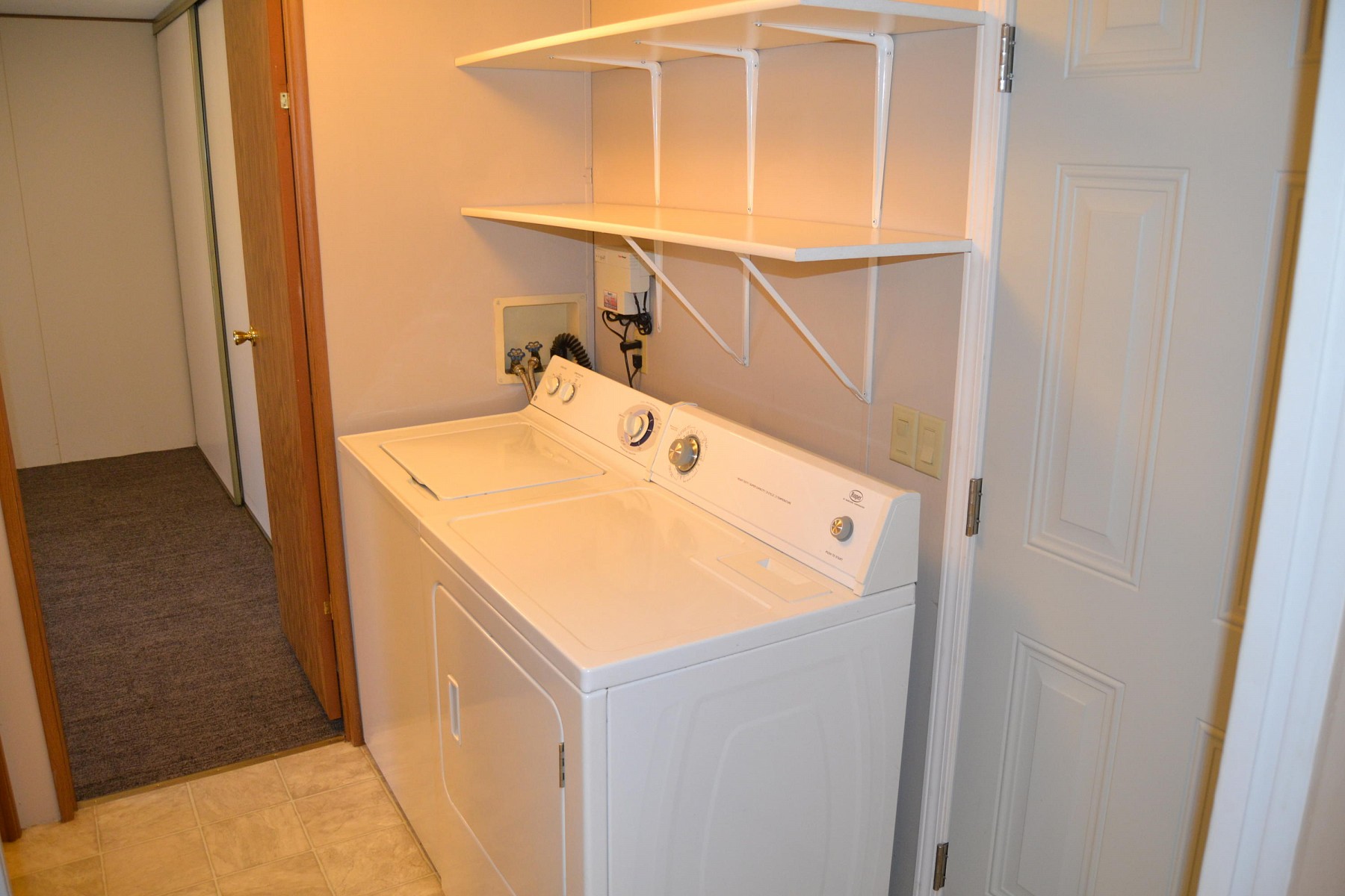 410 Medary Avenue S, Brookings, SD 57006