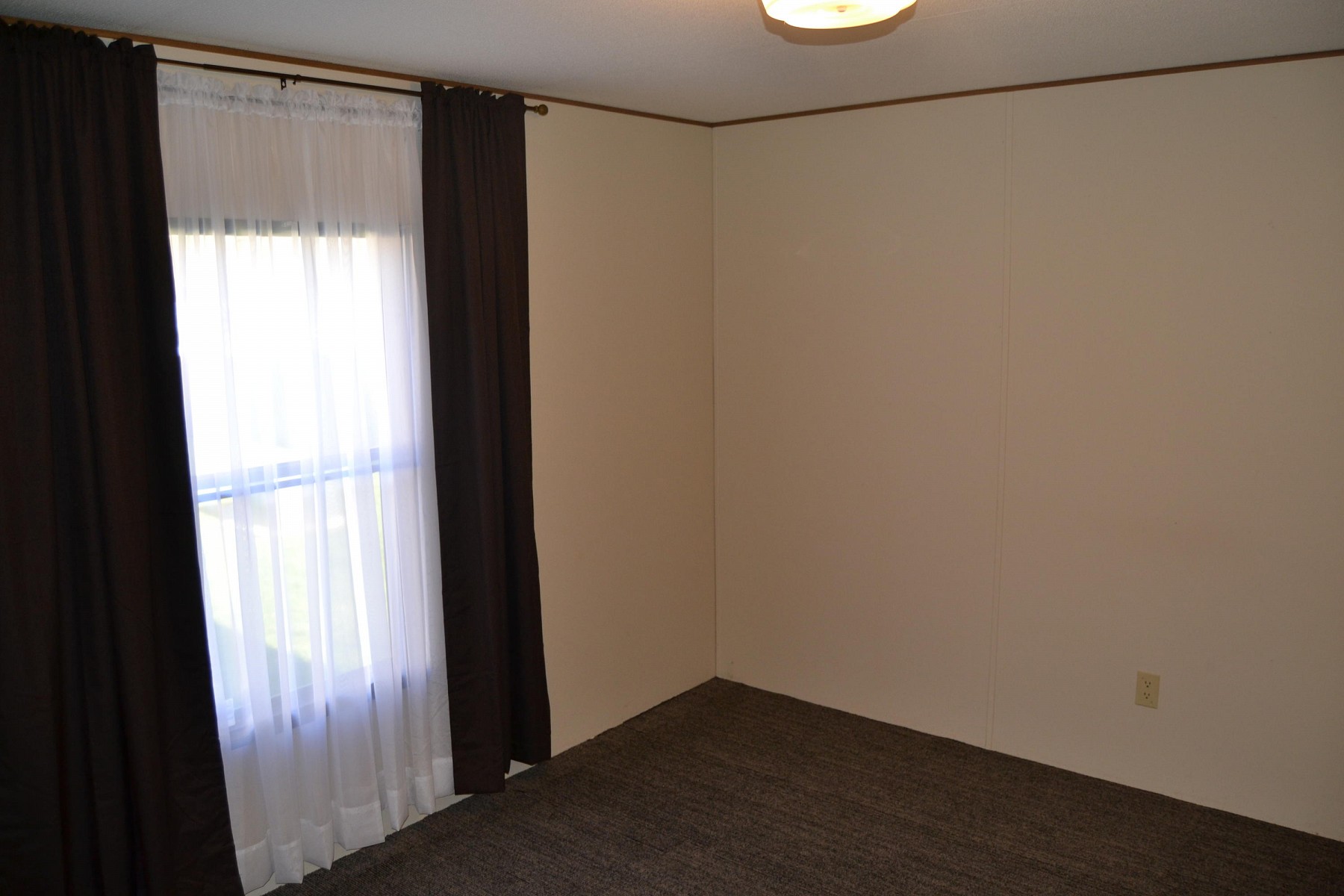 410 Medary Avenue S, Brookings, SD 57006