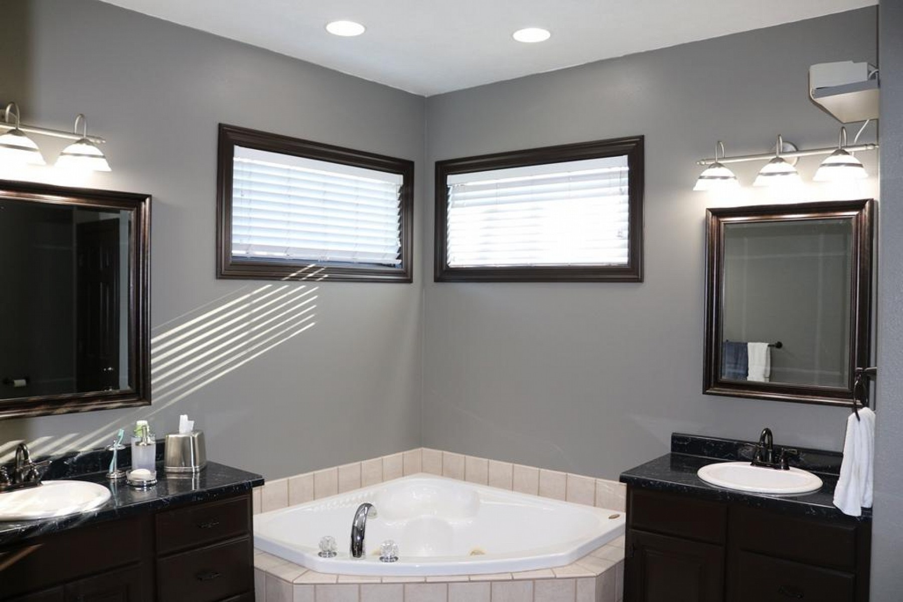 851 Regency Court, Brookings, SD 57006